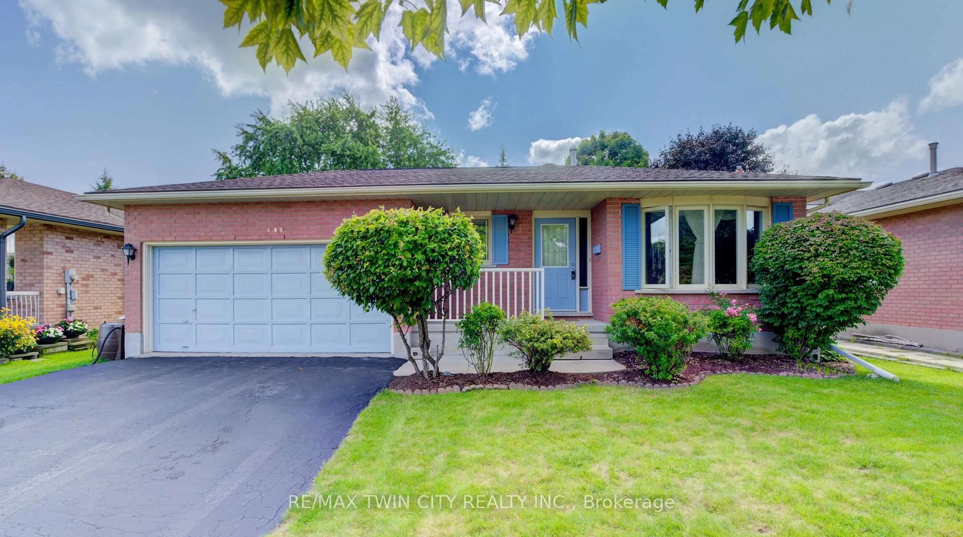 Home with brick exterior material, street for 489 Northlake Dr, Waterloo Ontario N2V 1V5