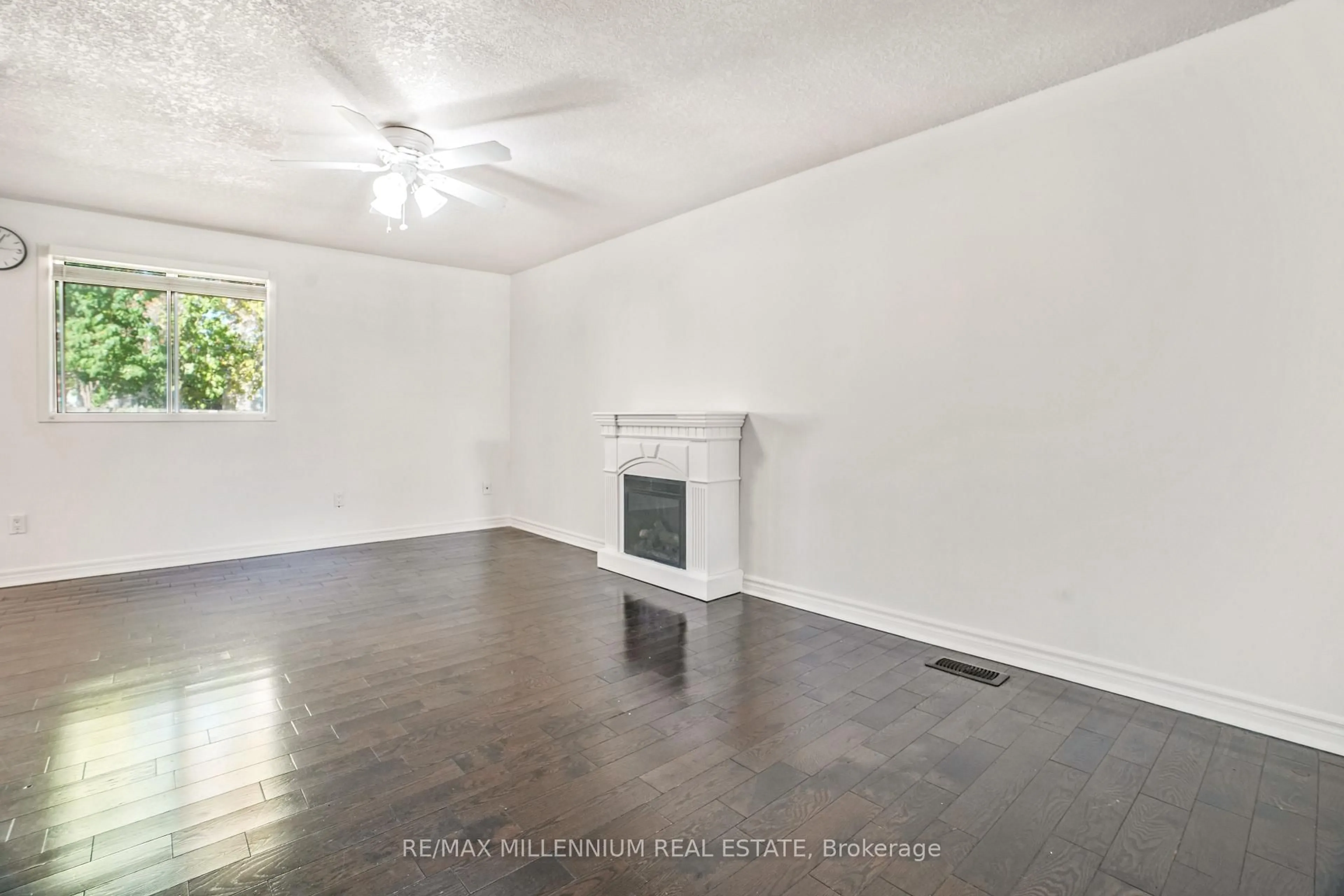 A pic of a room for 349 Strathallan St, Centre Wellington Ontario N1M 3K7