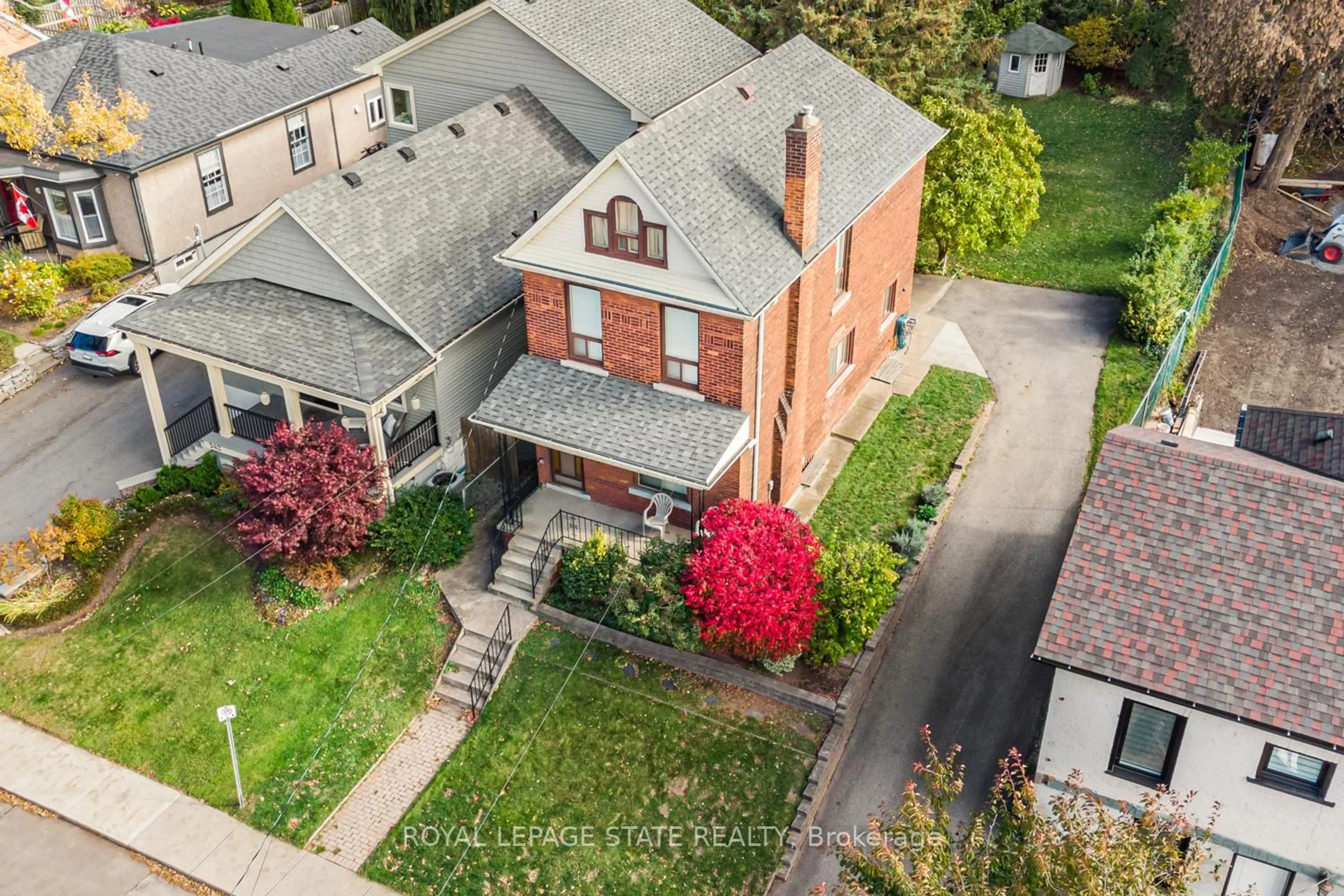 A pic from outside/outdoor area/front of a property/back of a property/a pic from drone, street for 538 Hughson St, Hamilton Ontario L8L 4N9