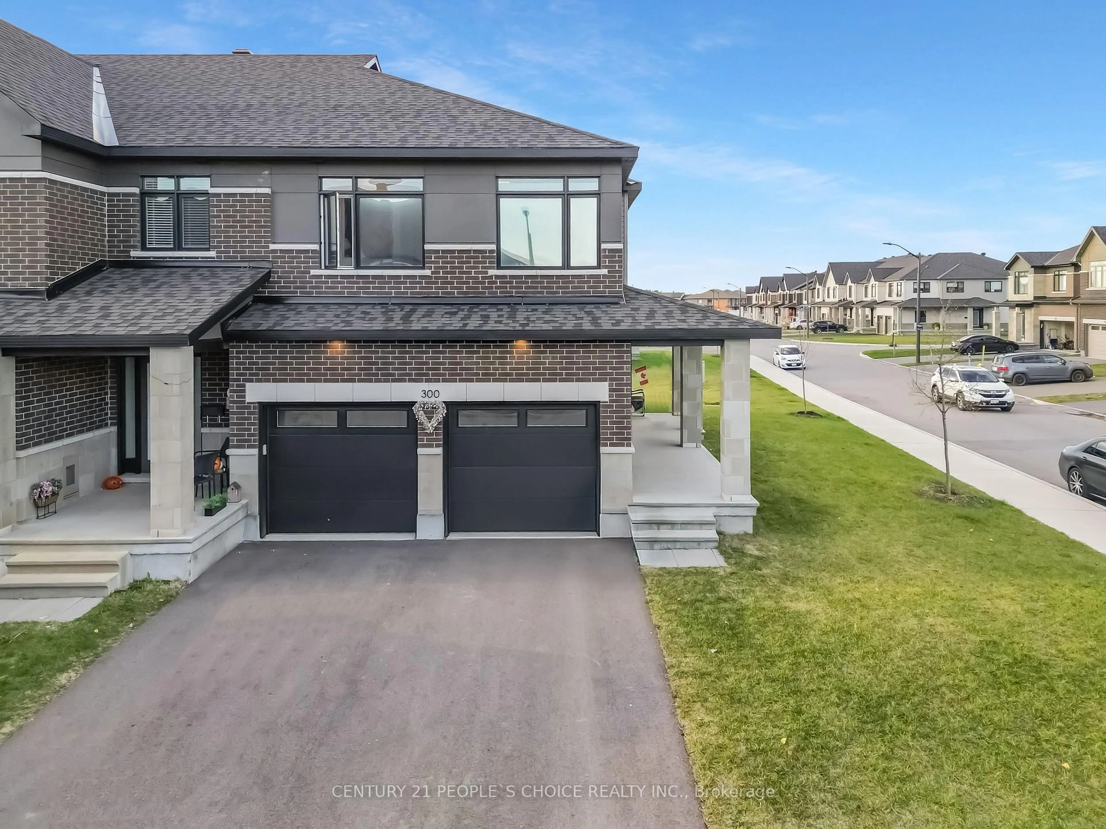 Unknown for 300 Makobe Lane, Ottawa Ontario K4M 0L9