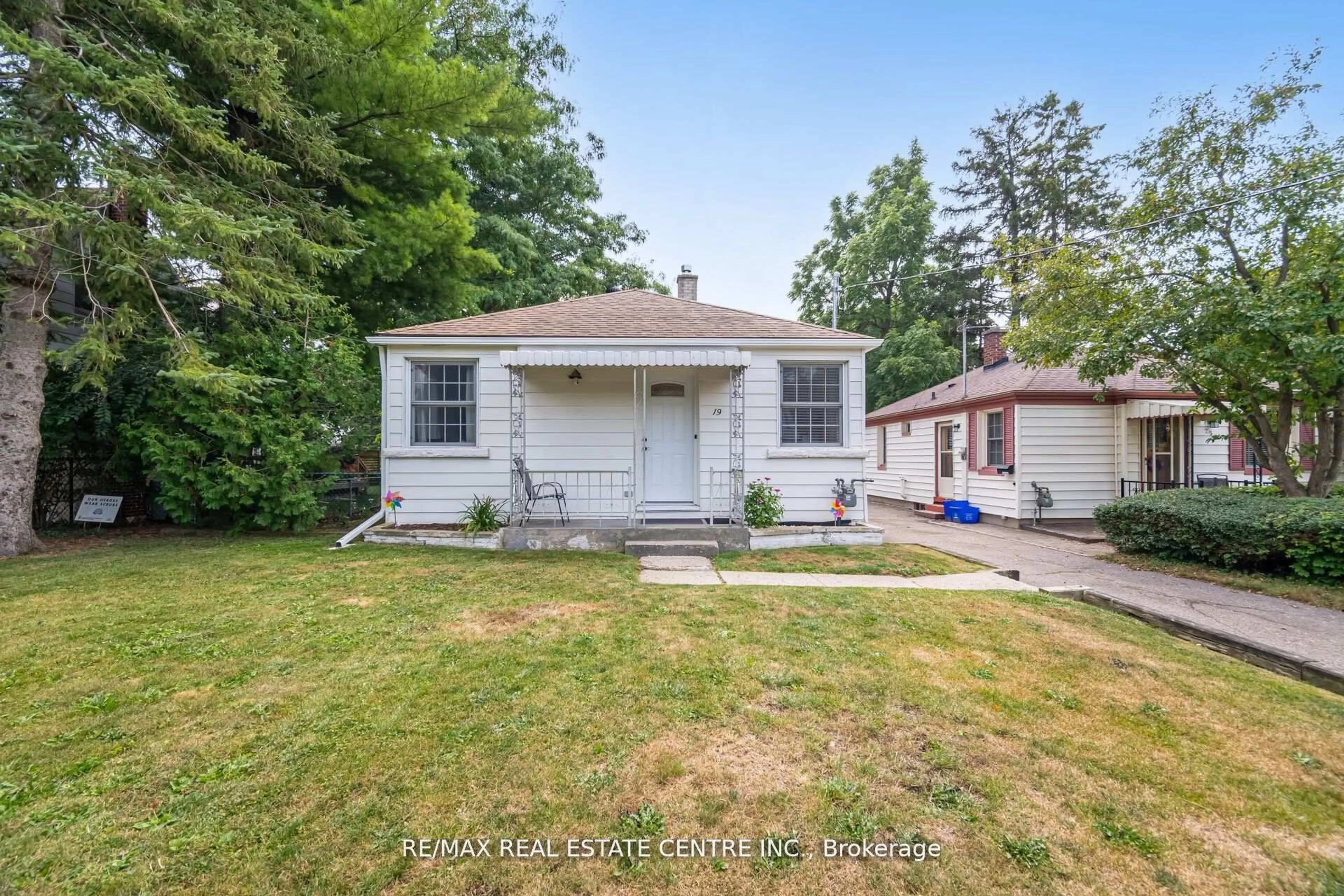 Unknown for 19 Seneca Dr, Kitchener Ontario N2M 3H1