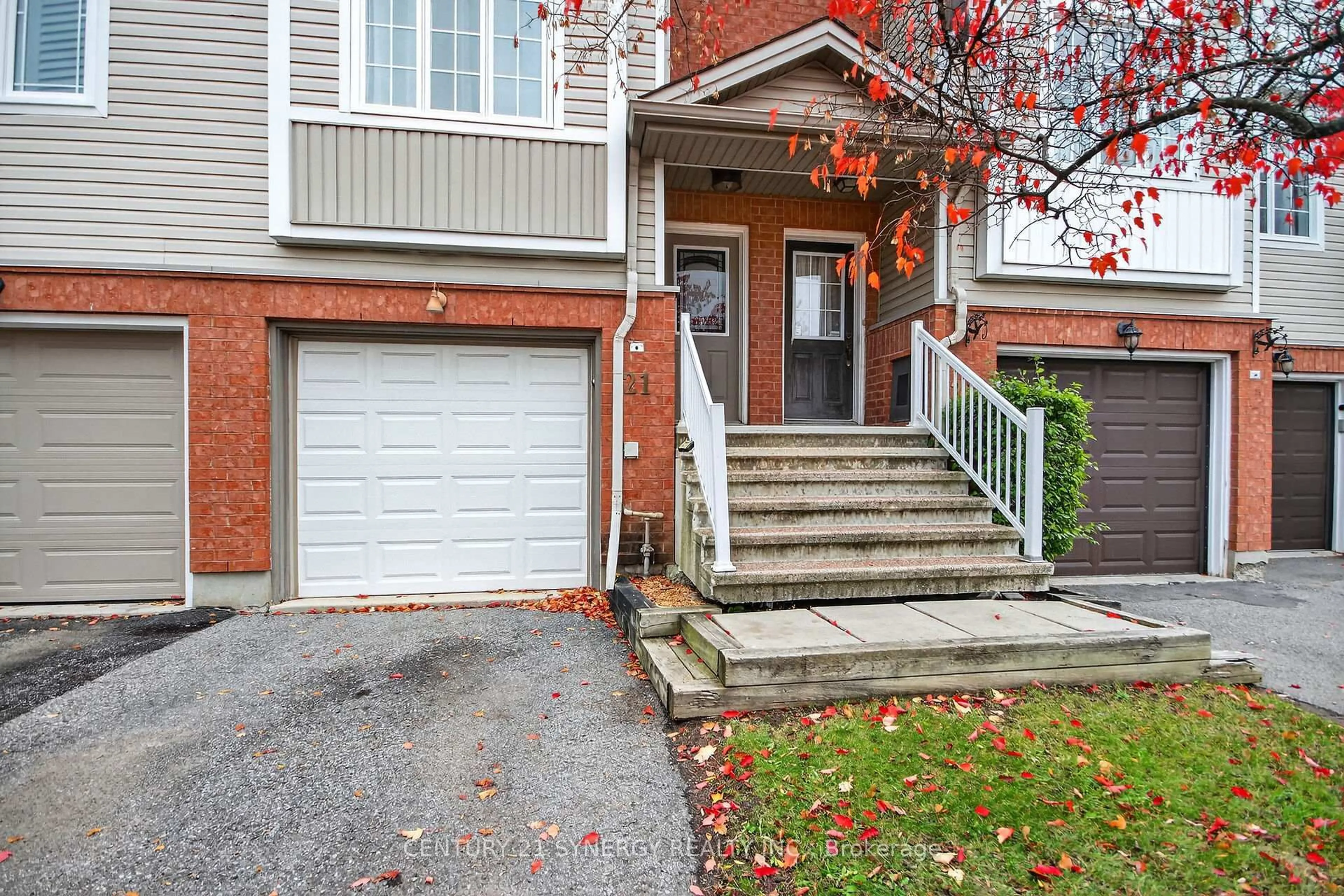 Home with brick exterior material, street for 21 Scout St, Ottawa Ontario K2C 4B9
