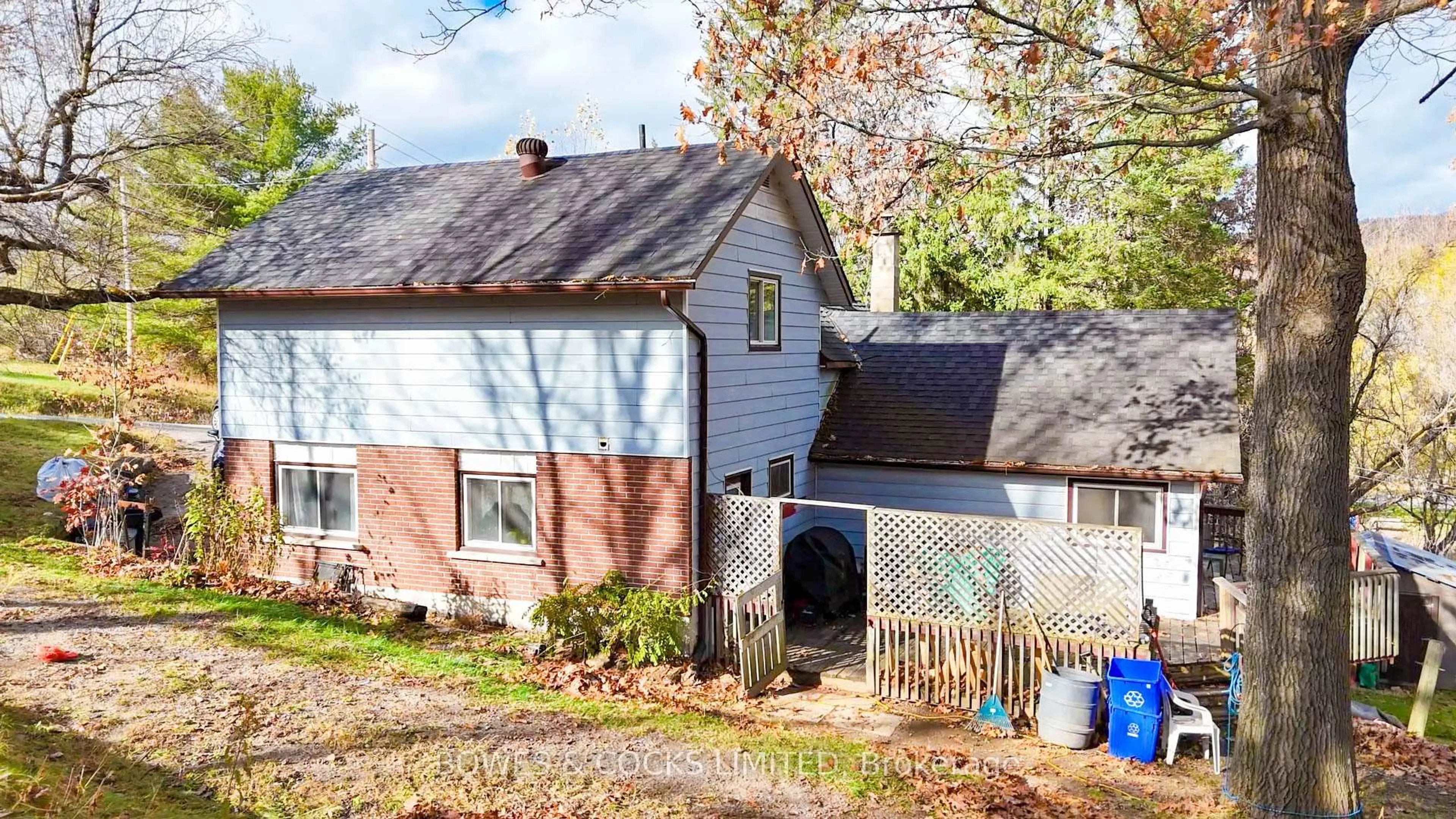 Unknown for 35 Cleak Ave, Bancroft Ontario K0L 1C0