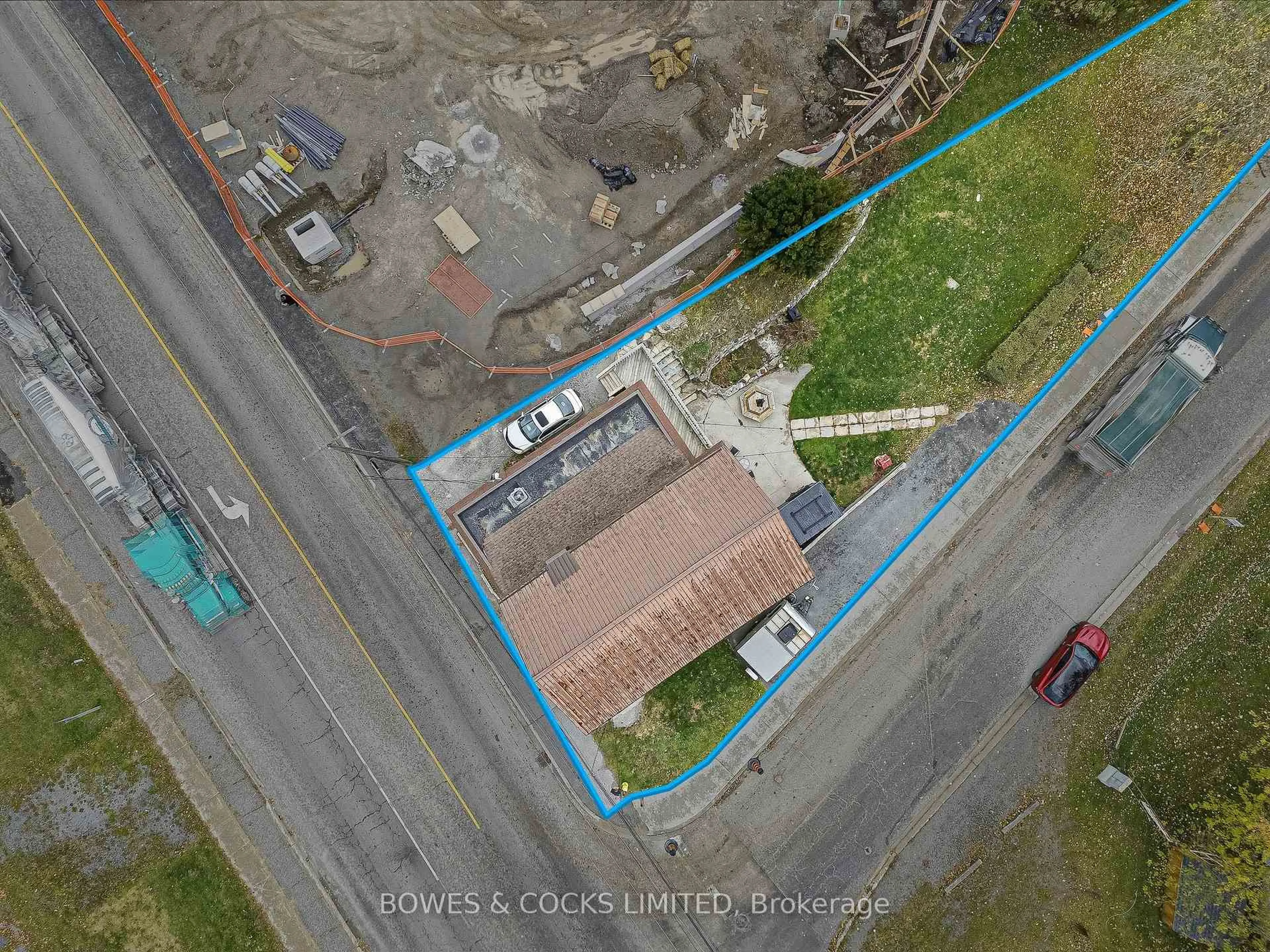 A pic from outside/outdoor area/front of a property/back of a property/a pic from drone, building for 4289 Highway 7, Asphodel-Norwood Ontario K0L 2V0