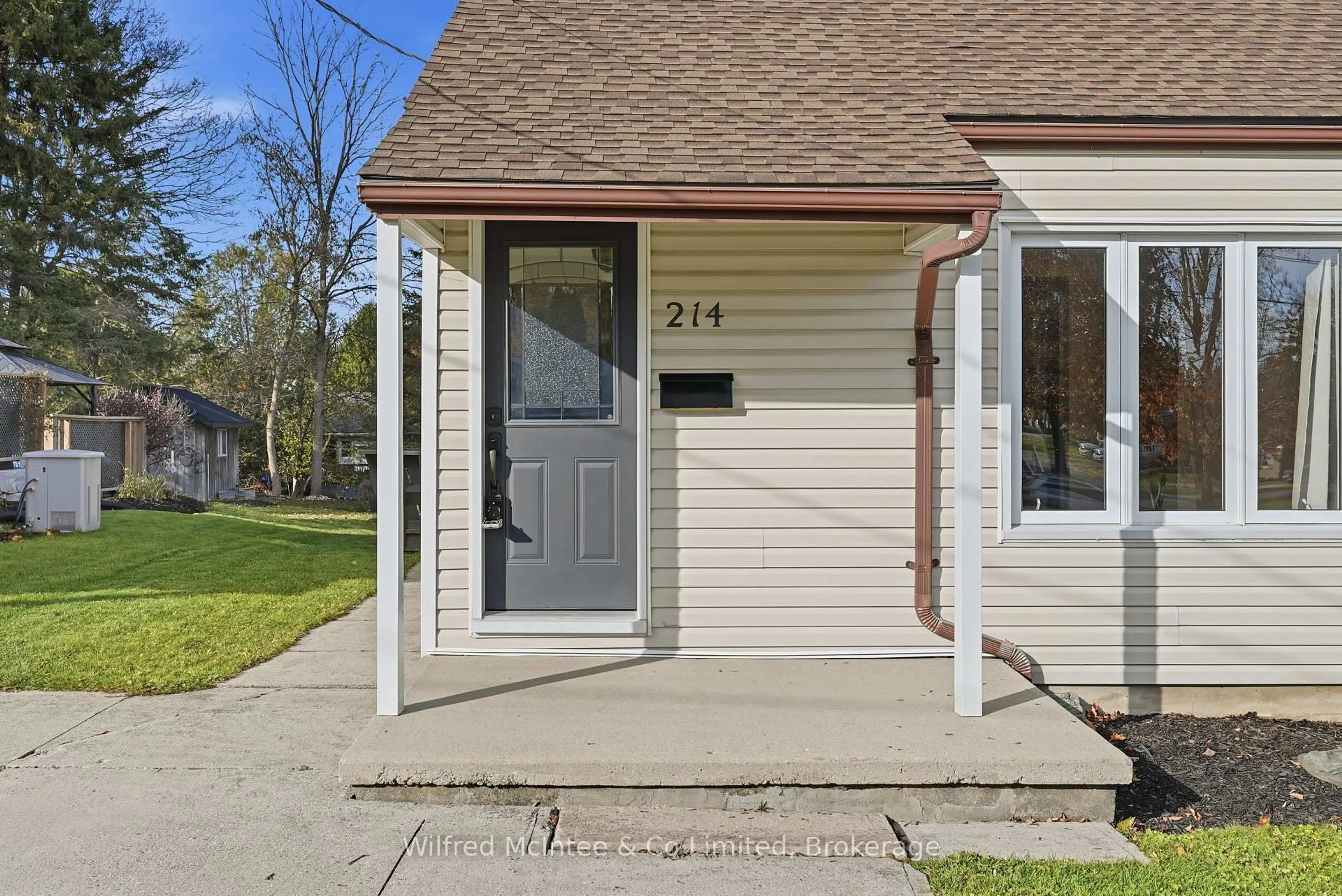 Unknown for 214 Princess St, Brockton Ontario N0G 2V0