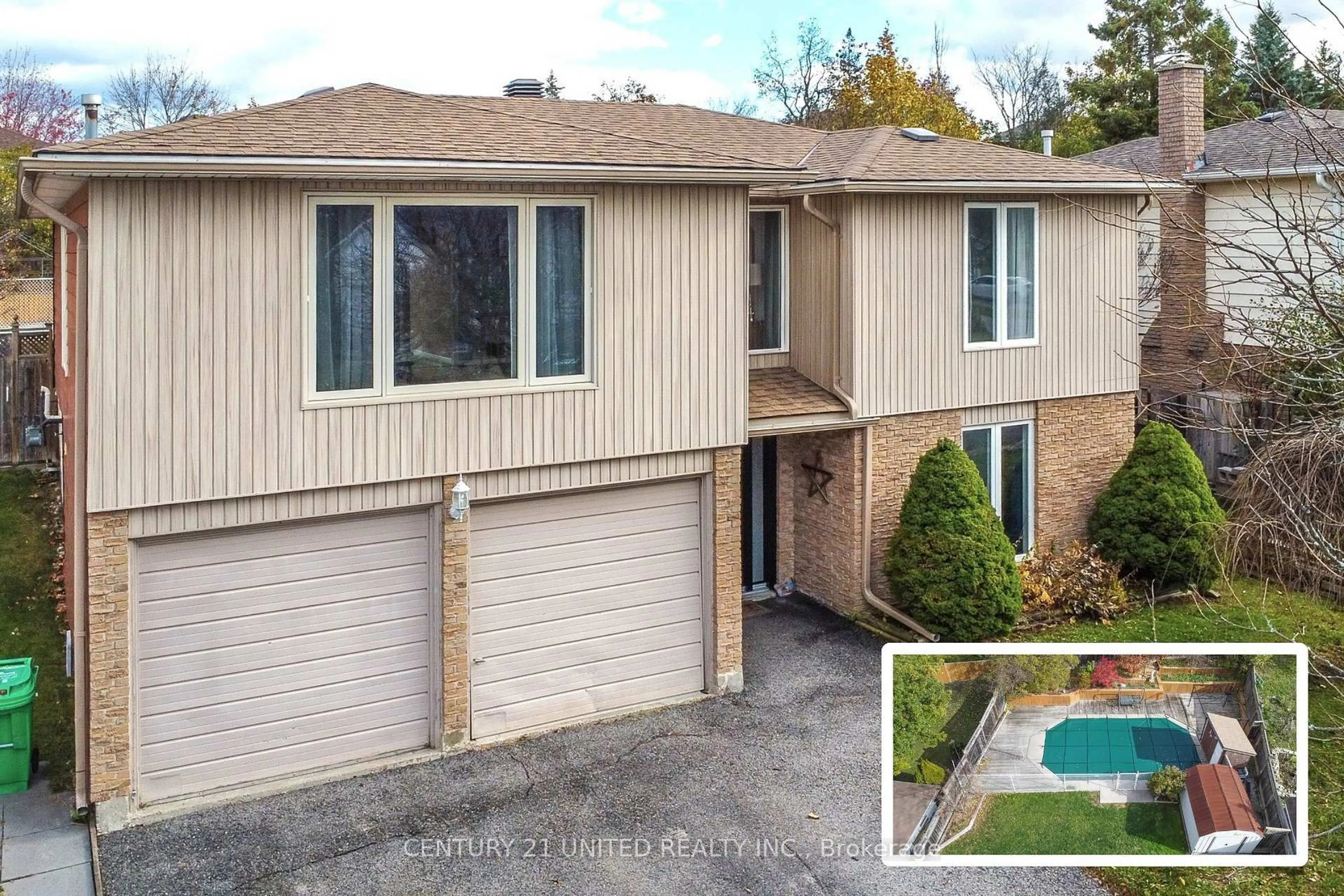 A pic from outside/outdoor area/front of a property/back of a property/a pic from drone, street for 2130 Meadowview Rd, Peterborough Ontario K9L 1S4
