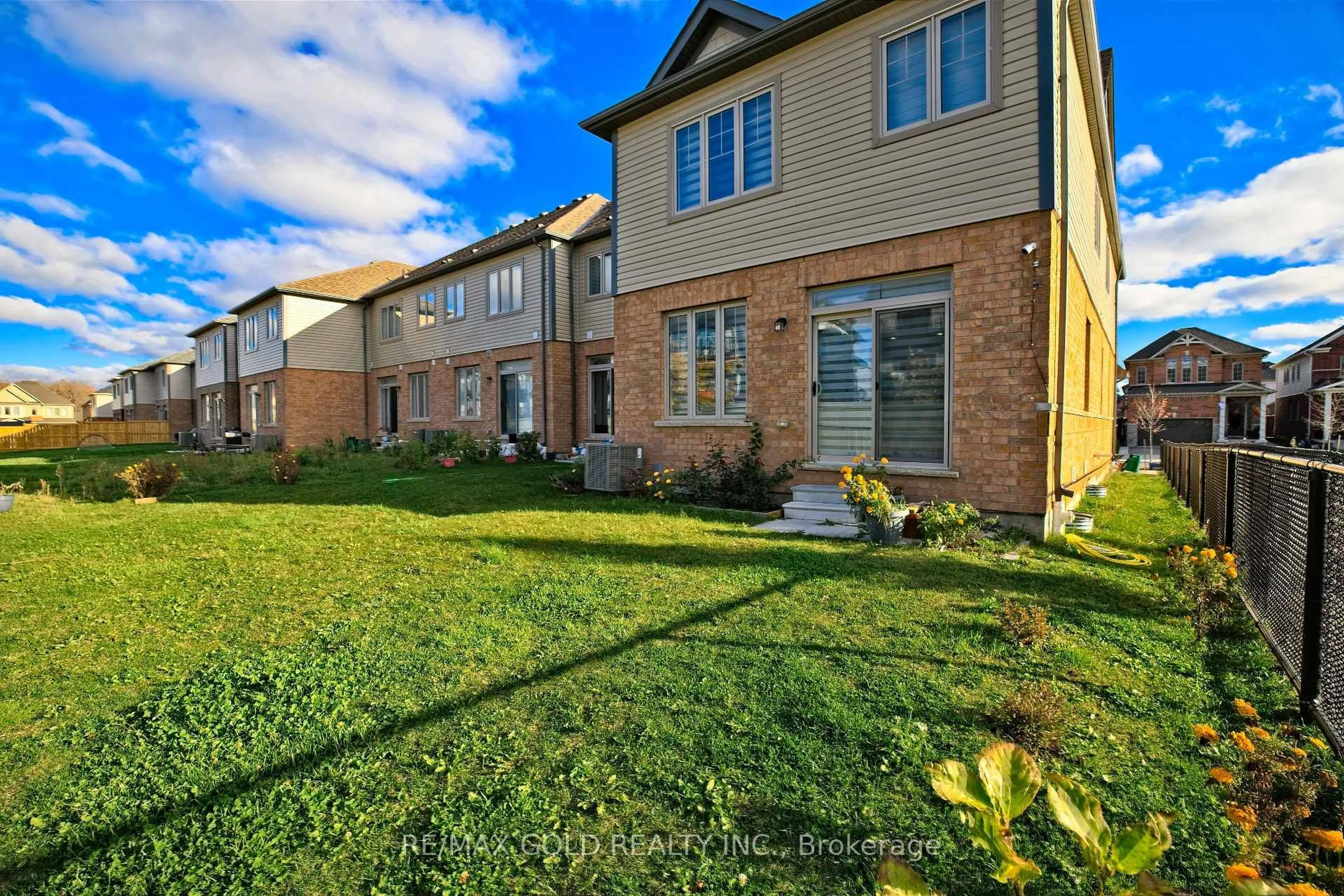 Unknown for 71 Gloria St, Kitchener Ontario N2R 0R4