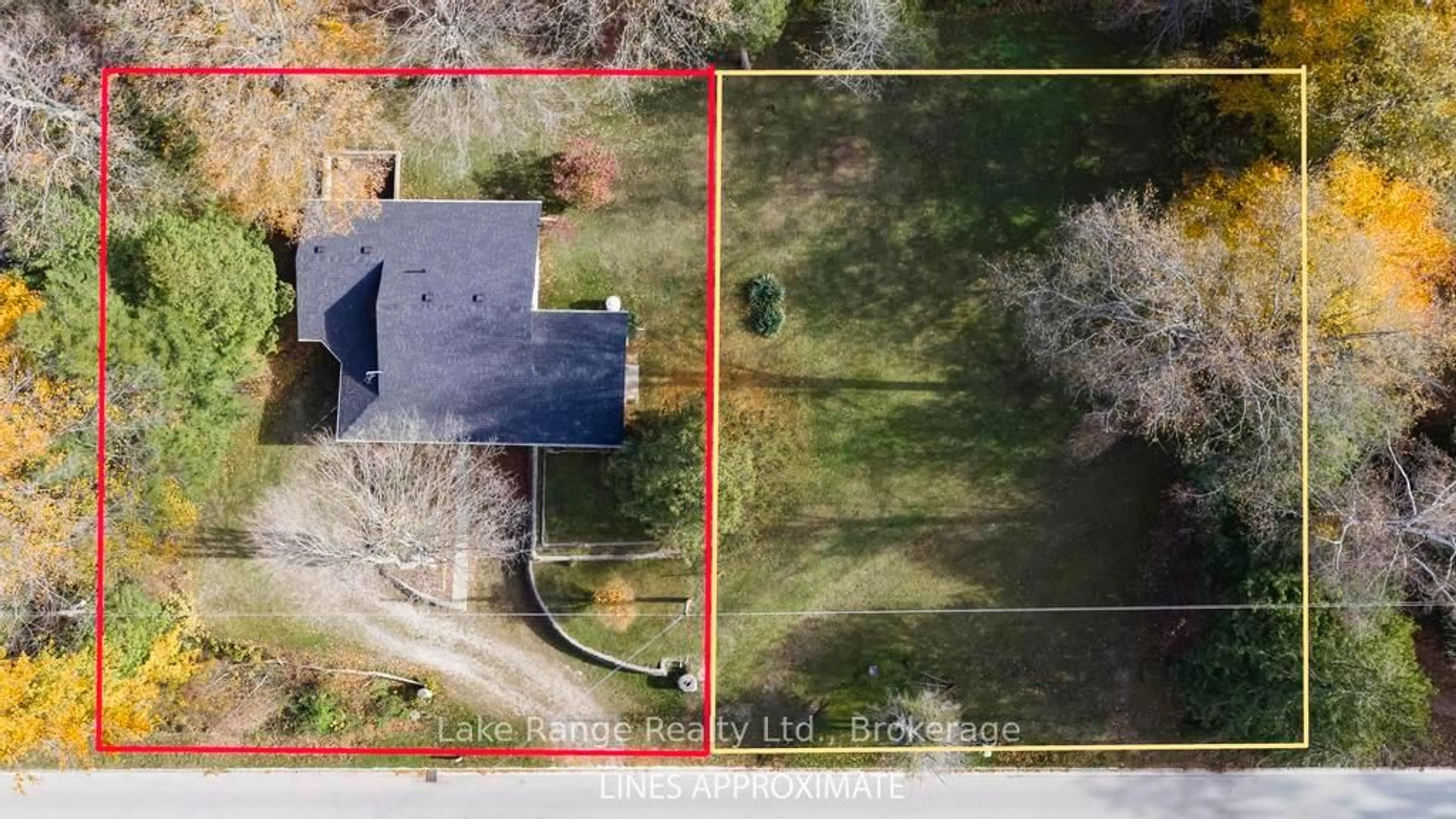 A pic from outside/outdoor area/front of a property/back of a property/a pic from drone, water/lake/river/ocean view for 114/112 Lake Range Dr, Huron-Kinloss Ontario N2Z 2X3