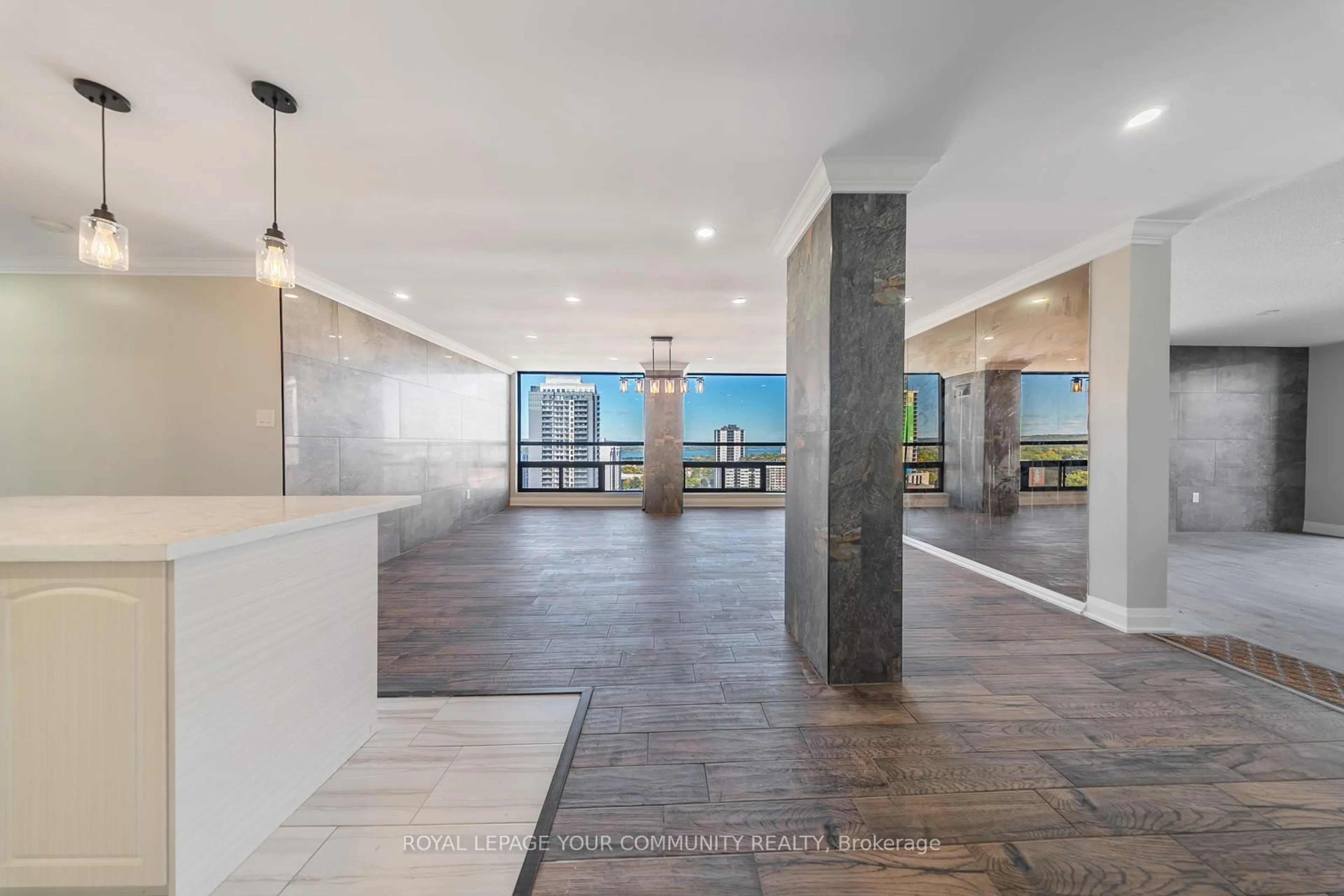 Unknown for 222 Jackson St #PH3, Hamilton Ontario L8P 4S5