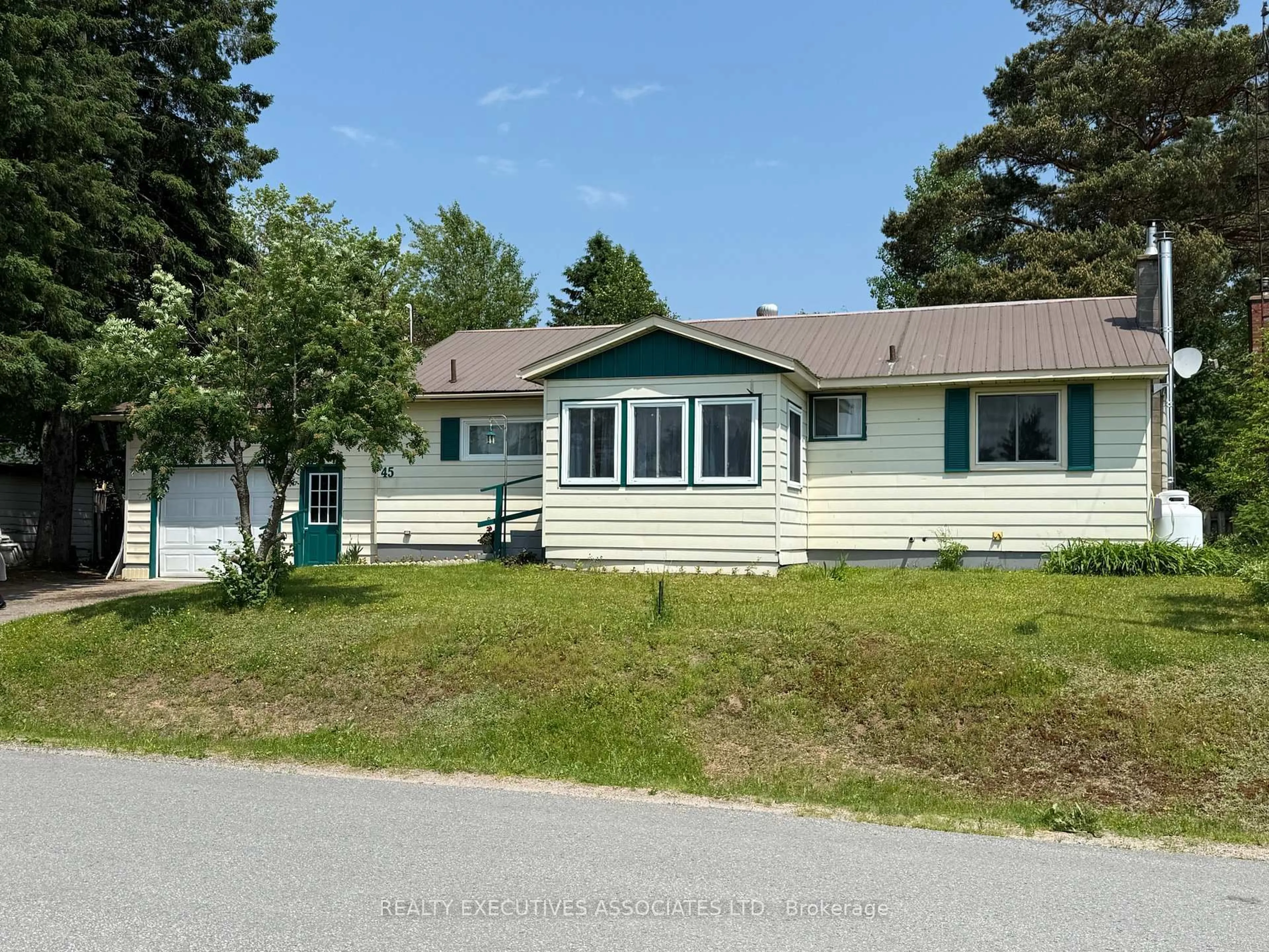 Unknown for 45 Larch St, Highlands East Ontario K0L 1M0