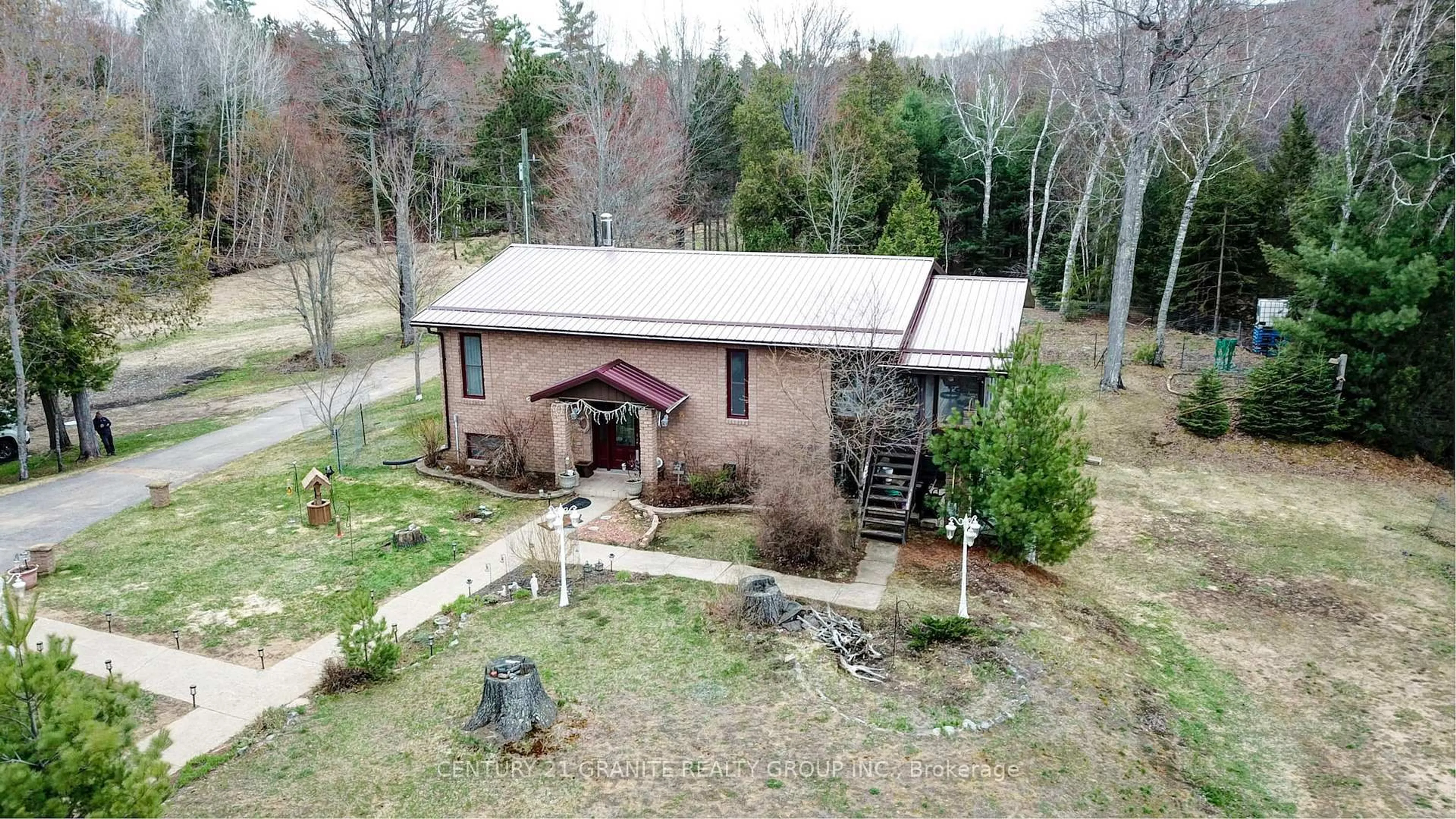 A pic from outside/outdoor area/front of a property/back of a property/a pic from drone, building for 230 RIVER BEND Dr, Palmer Rapids Ontario K0J 2E0