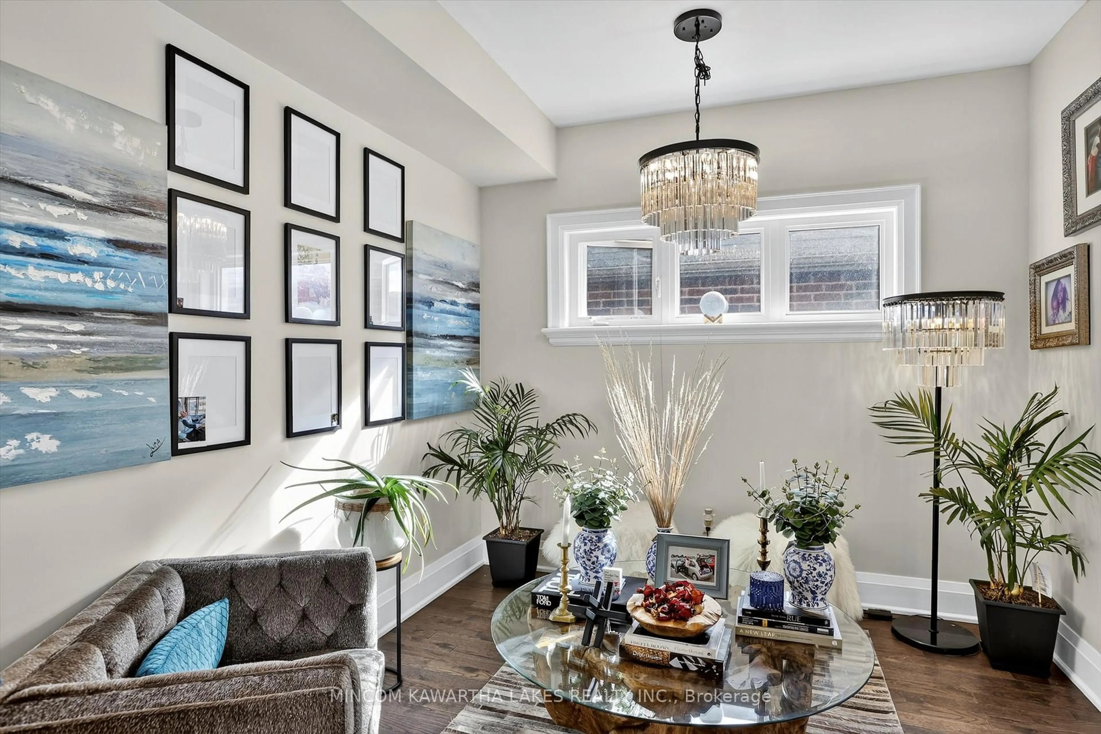 Dining room, unknown for 742 Sawmill Rd, Peterborough Ontario K9L 0G3