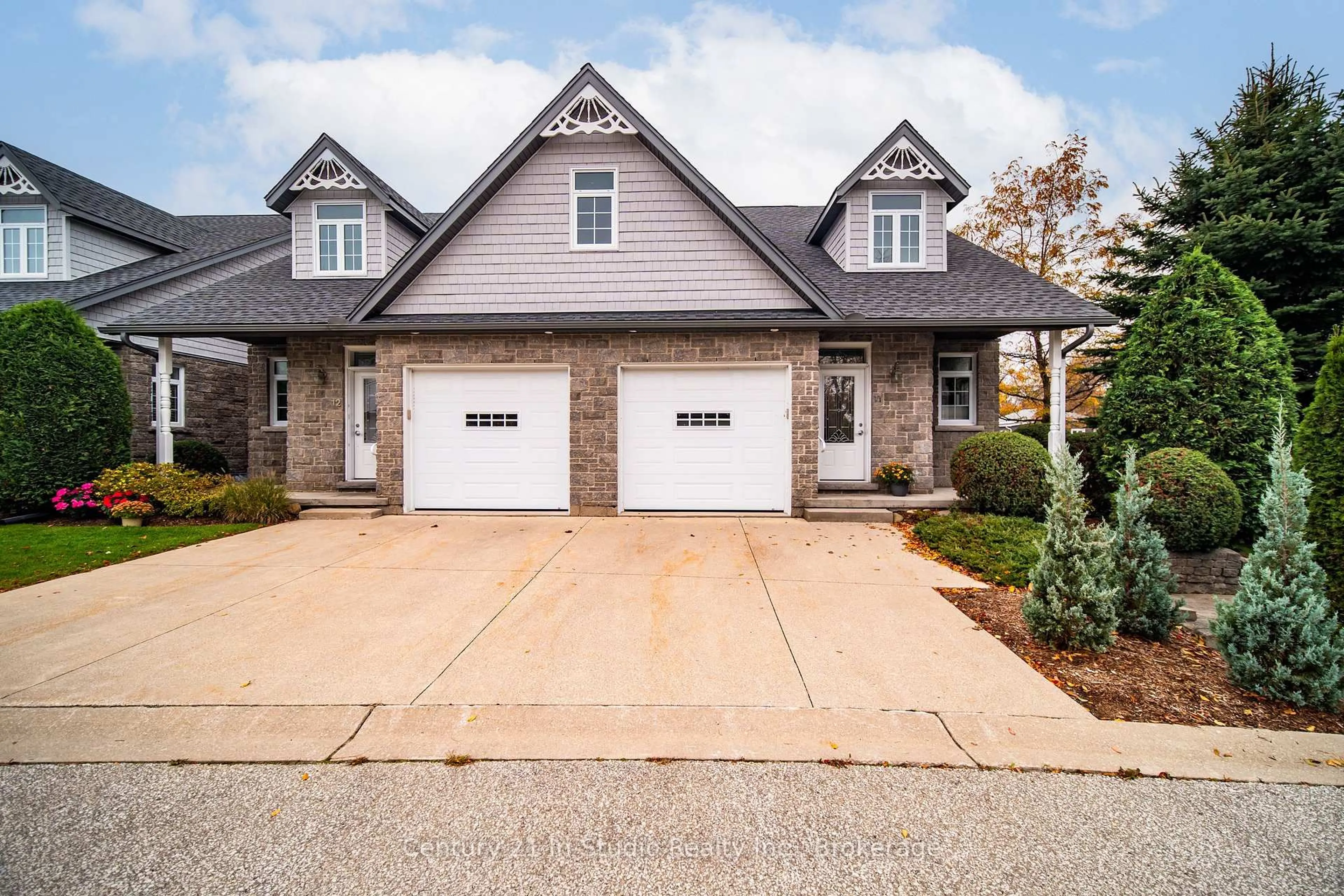 Home with brick exterior material, street for 190 Morpeth St #11, Saugeen Shores Ontario N0H 2L0