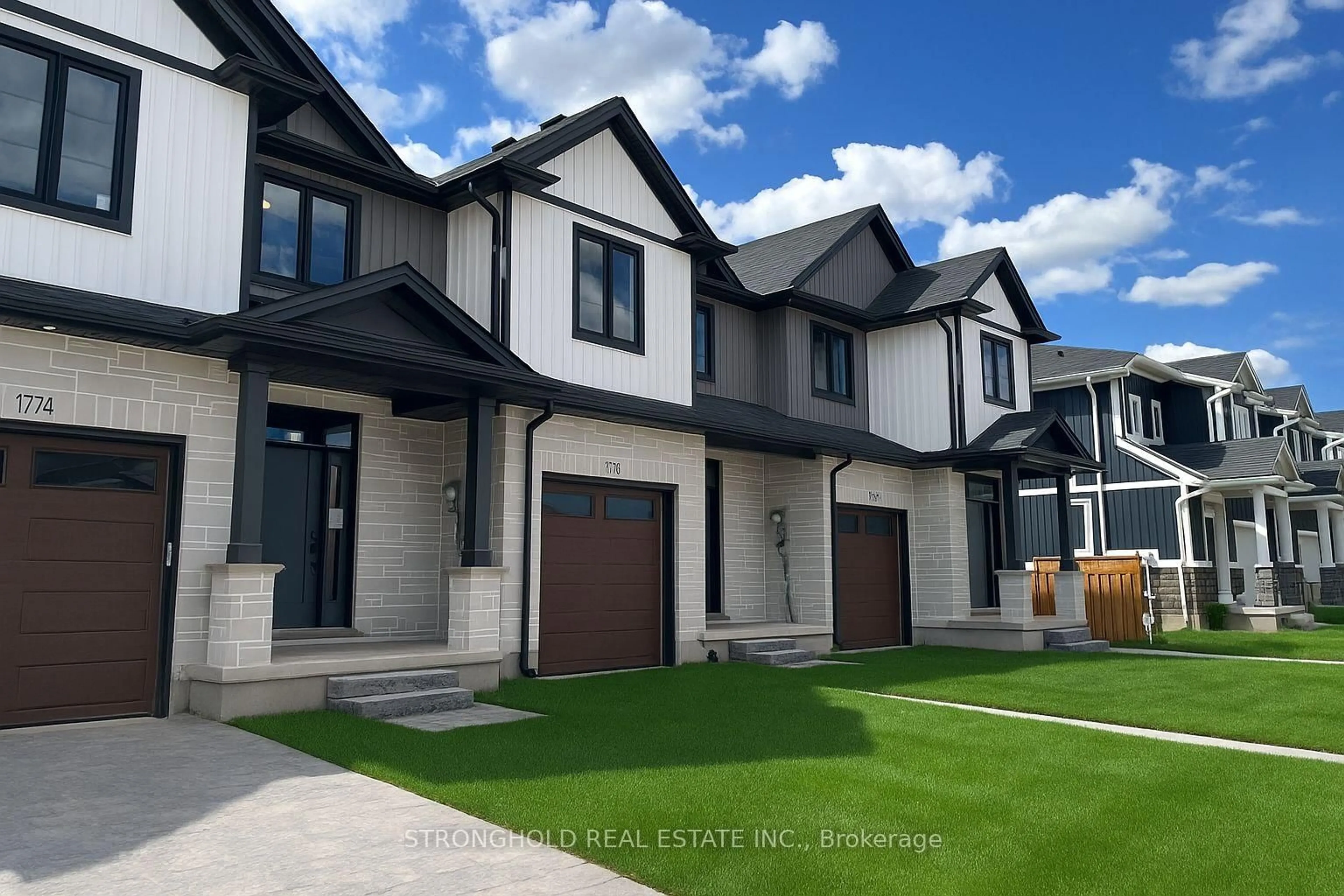 Home with vinyl exterior material, street for 1772 Finley Cres, London North Ontario N6H 5M5