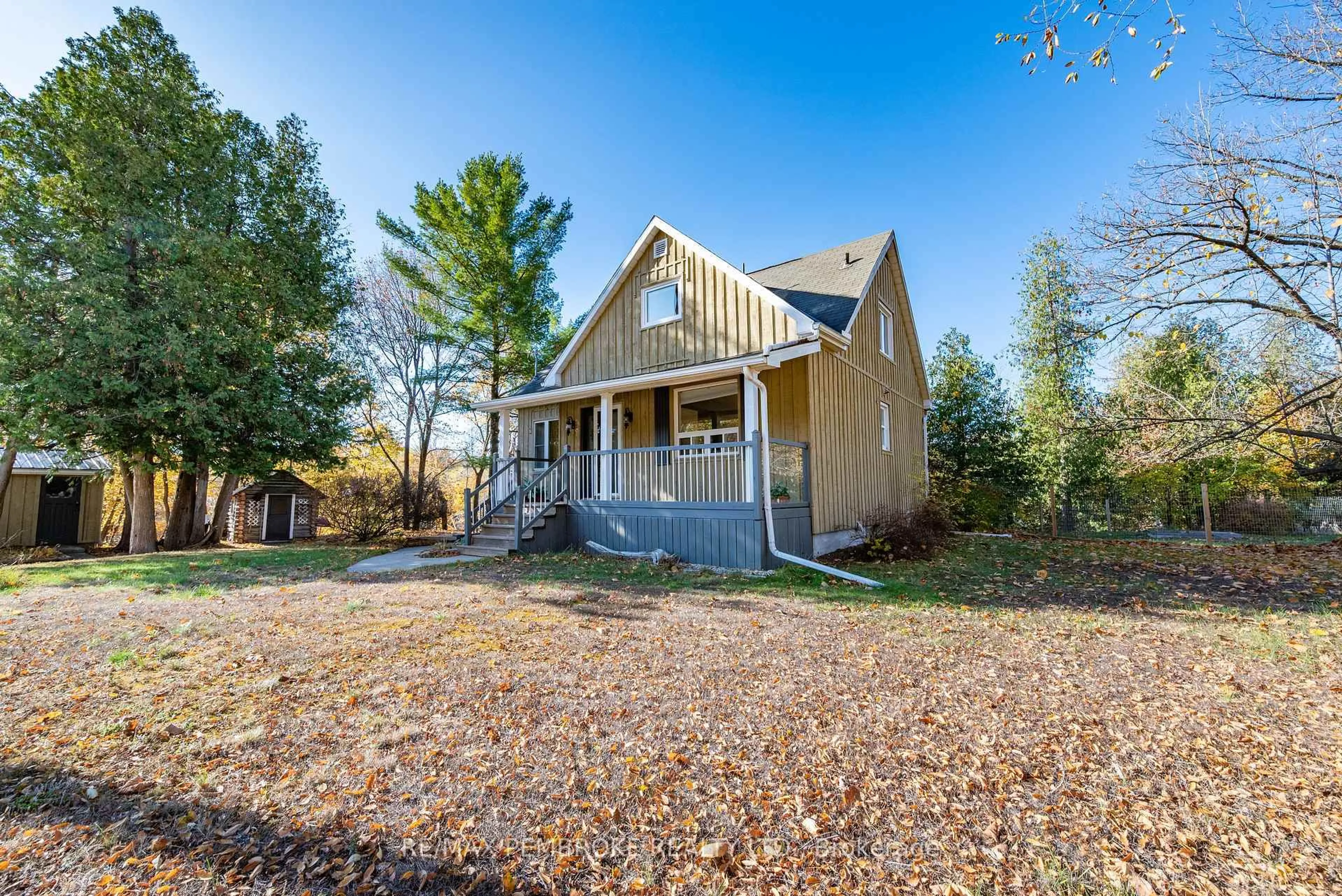 Unknown for 1793 Mill St, Eganville Ontario K0J 1T0