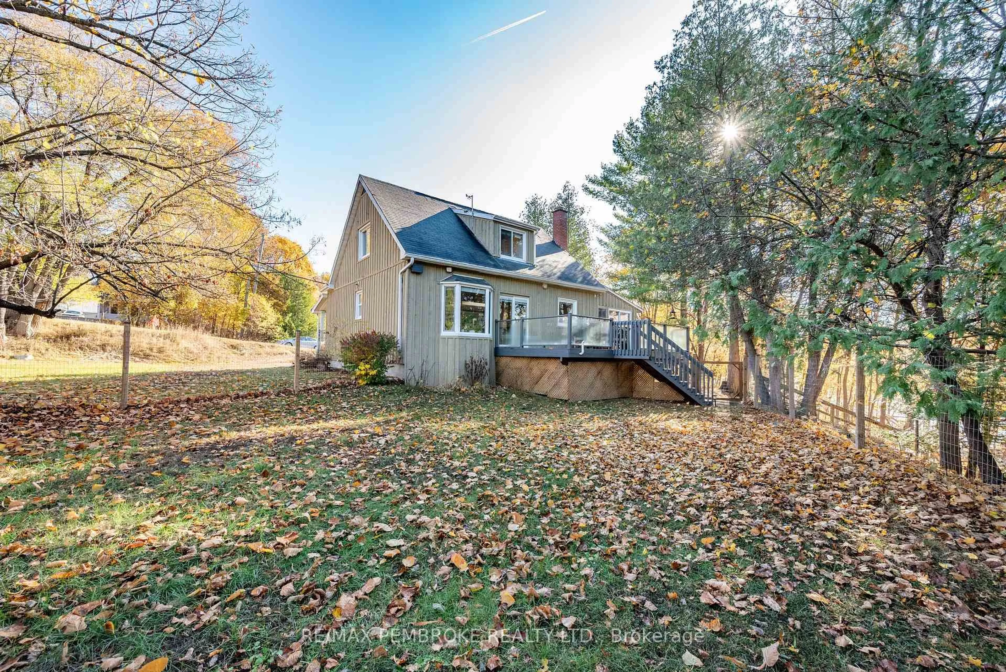 Unknown for 1793 Mill St, Eganville Ontario K0J 1T0