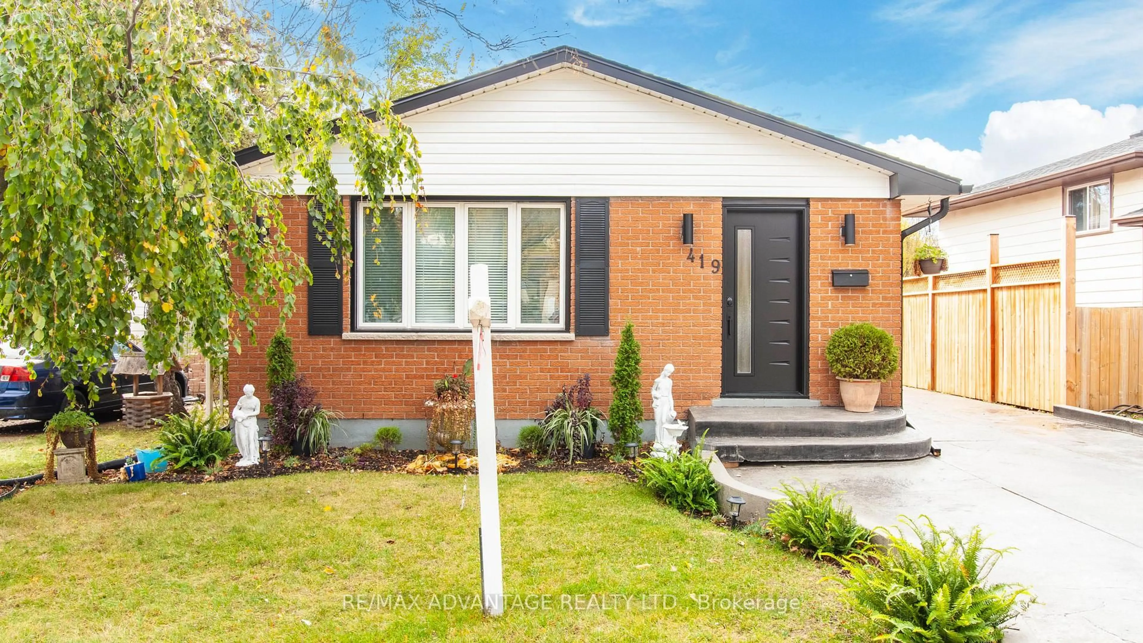 Home with brick exterior material, street for 419 Ferndale Ave, London South Ontario N6C 2Y9