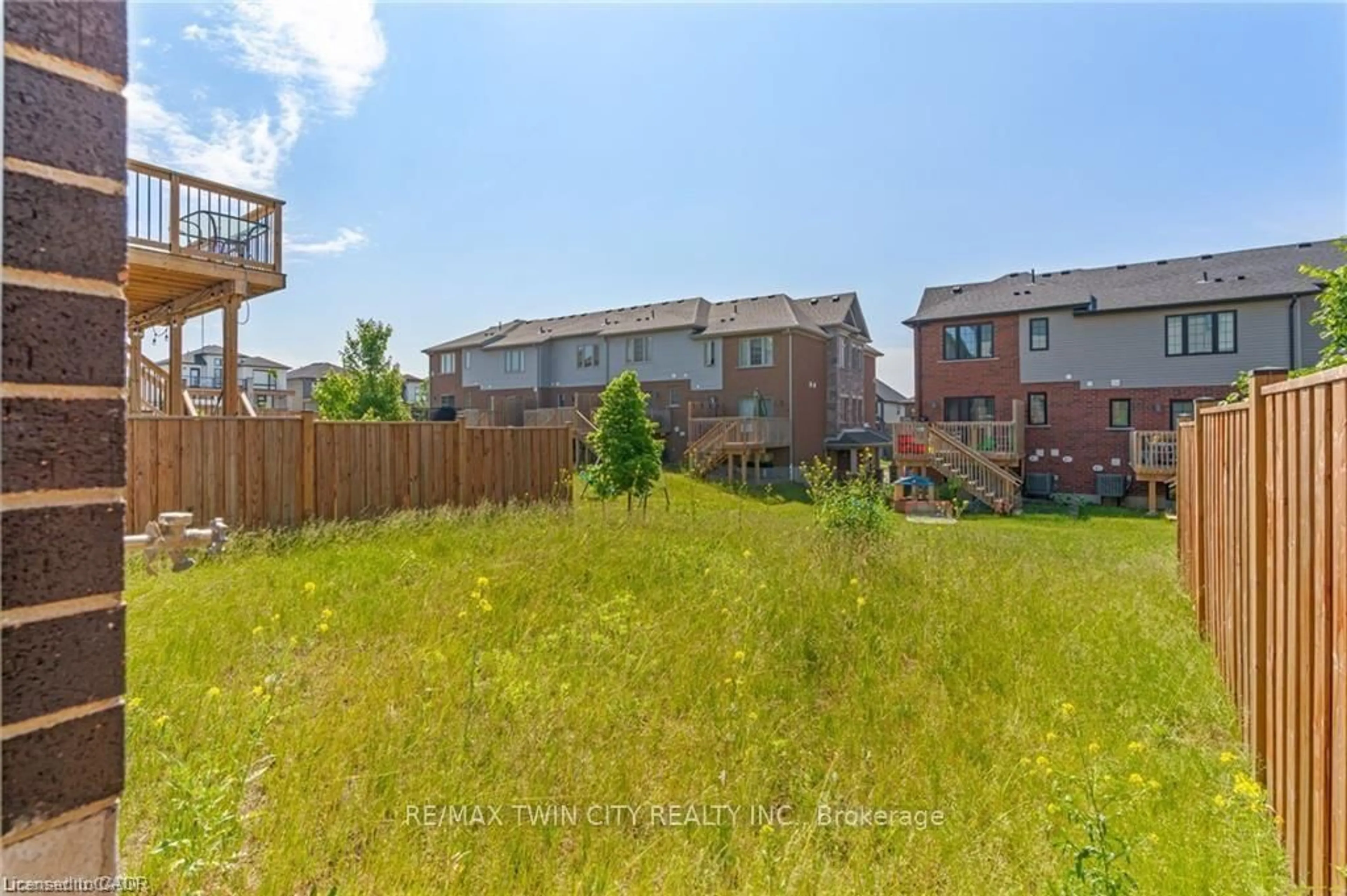 A pic from outside/outdoor area/front of a property/back of a property/a pic from drone, unknown for 34 Sportsman Hill St, Kitchener Ontario N2P 0J3
