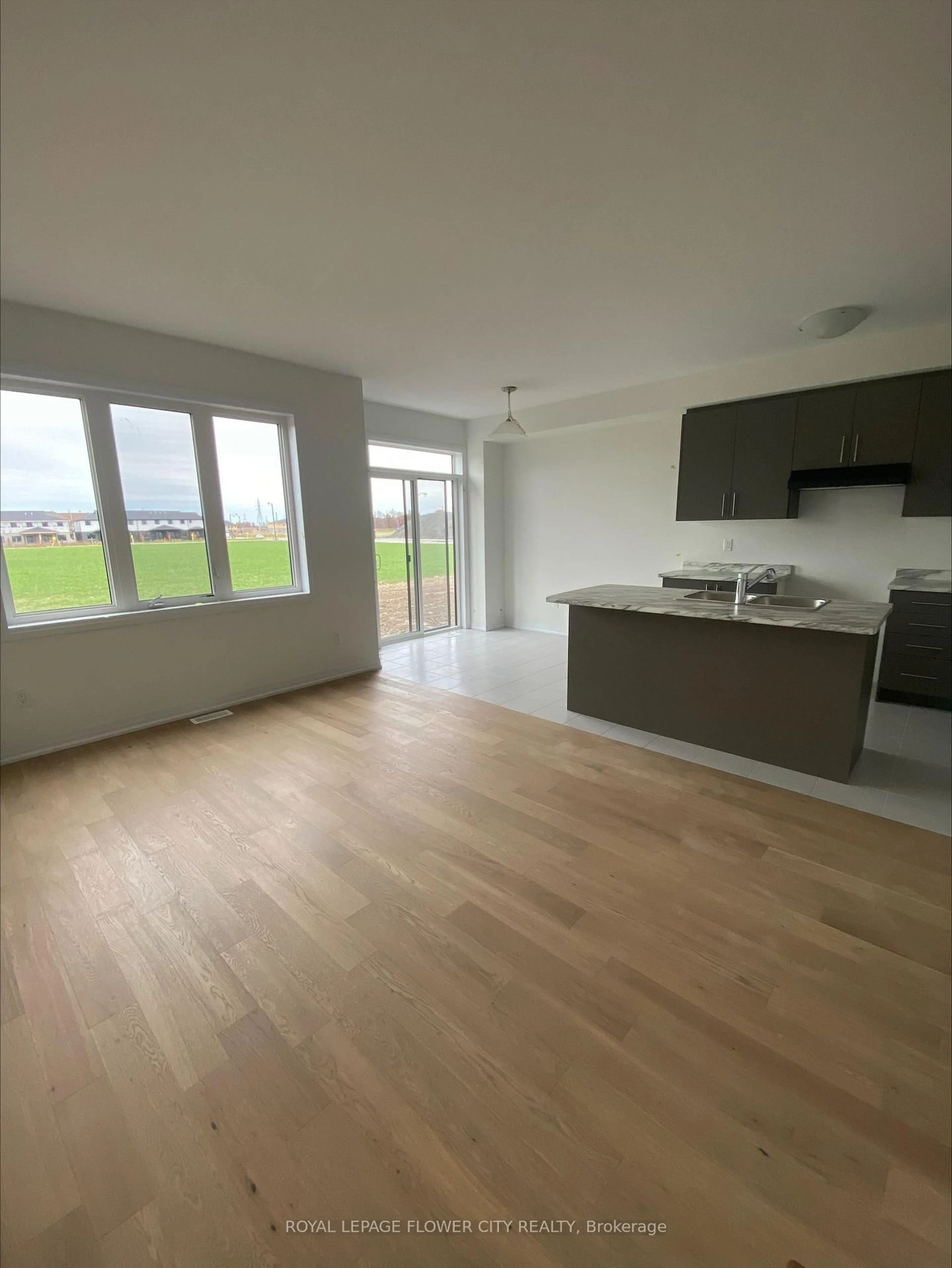 A pic of a room for 19 Velvet Way, Thorold Ontario L2V 0B7