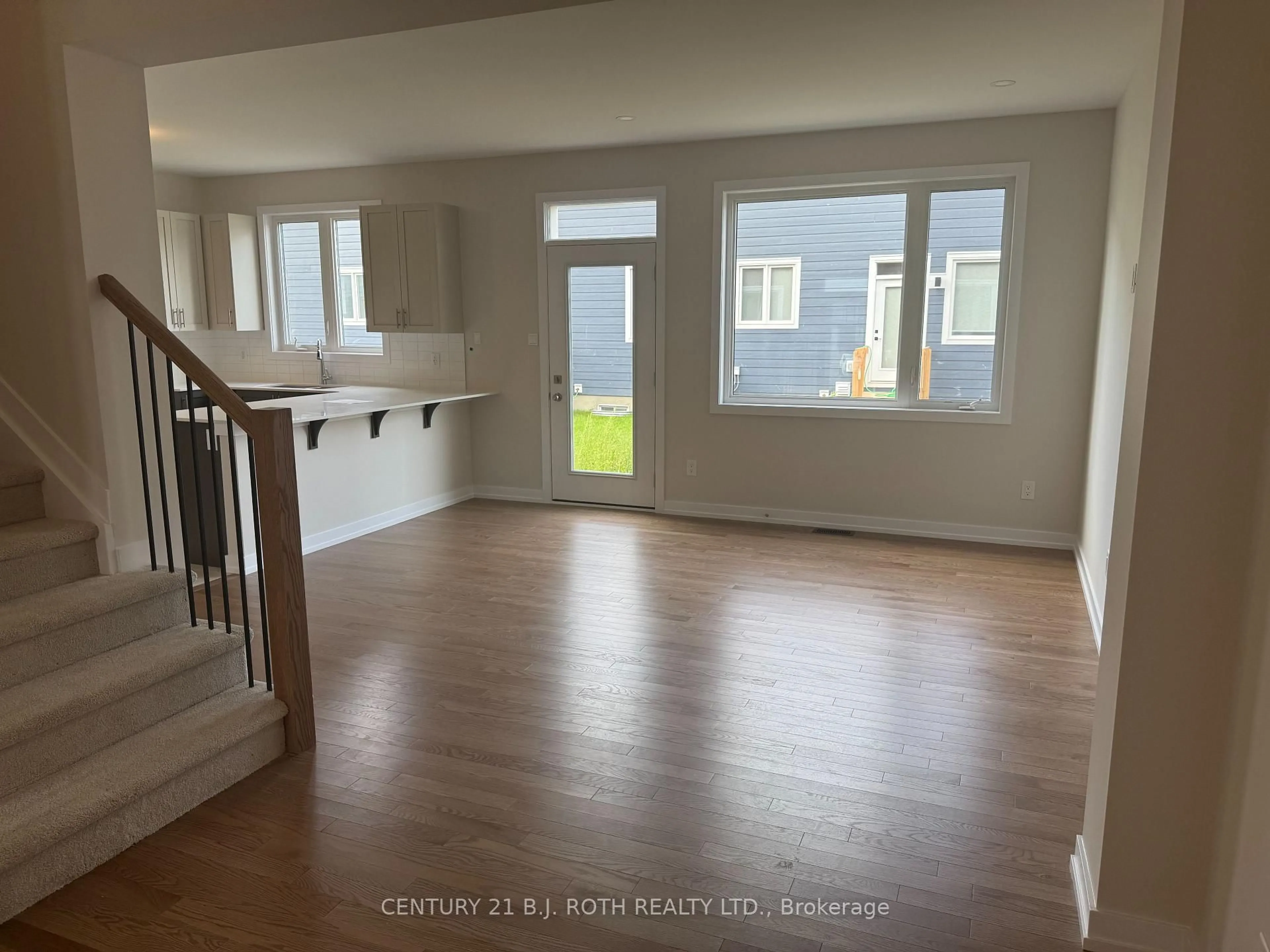 A pic of a room for 944 Seagrave Lane, Richmond Ontario K0A 2Z0