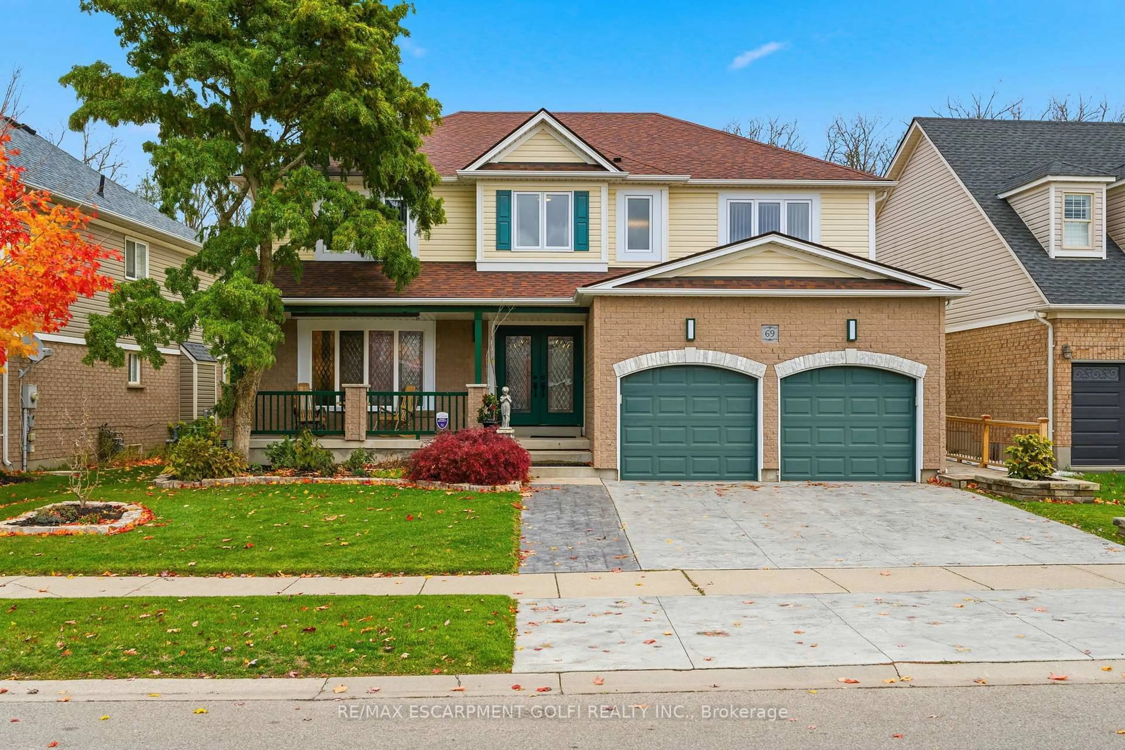 Home with brick exterior material, street for 69 Hunter Way, Brantford Ontario N3T 0A2