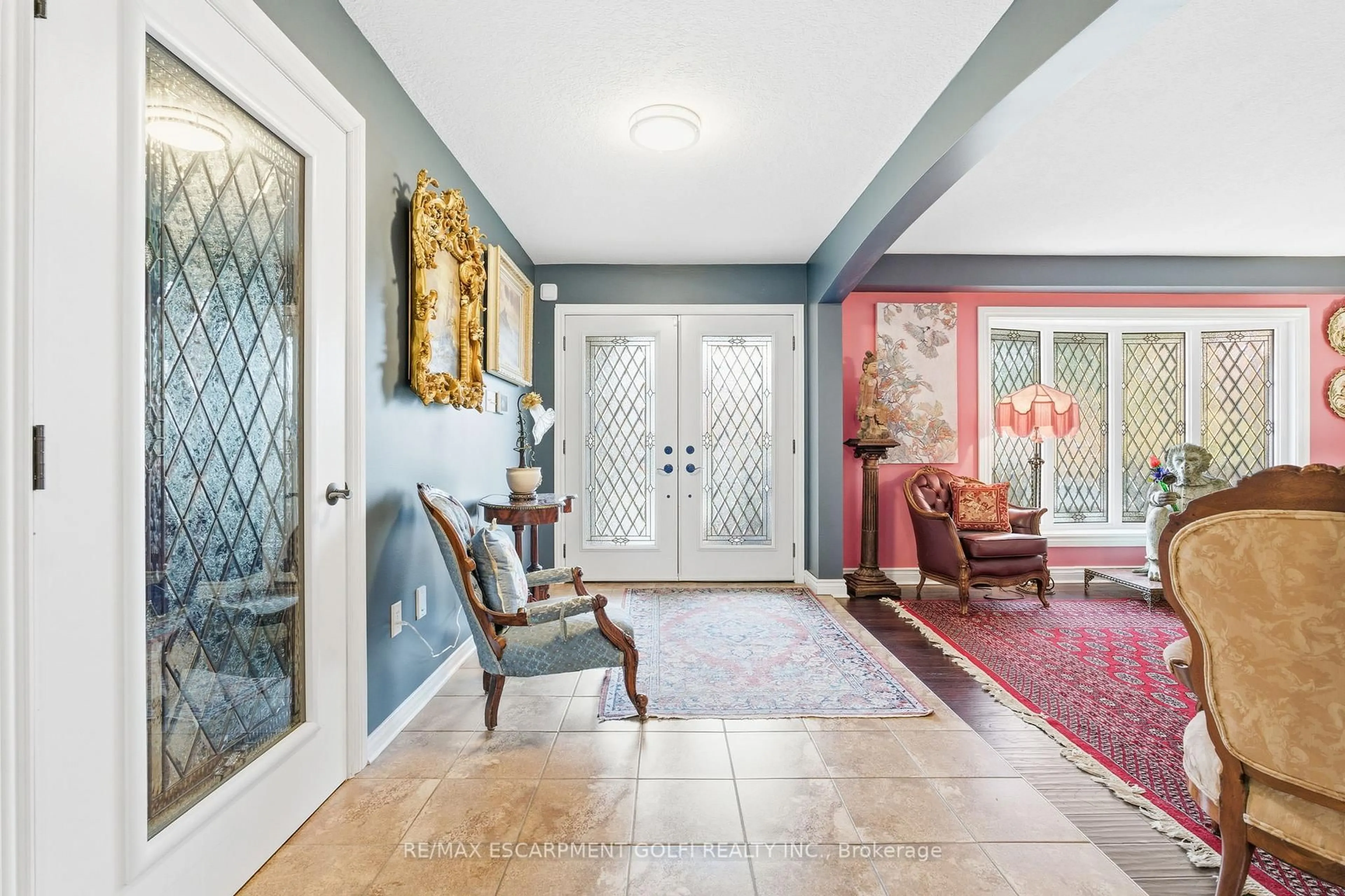 Indoor entryway for 69 Hunter Way, Brantford Ontario N3T 0A2