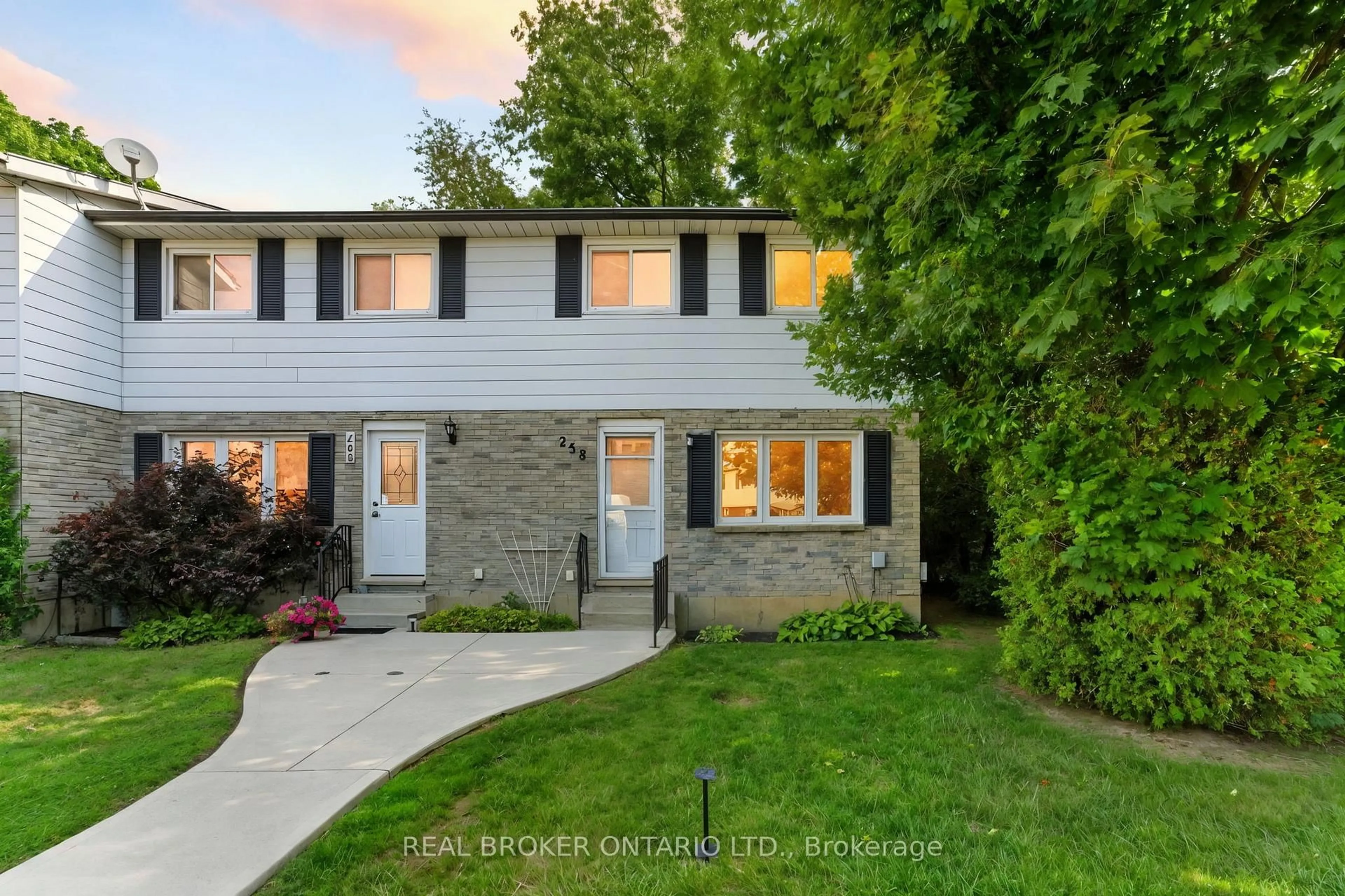 Unknown for 258 Richardson Dr #U6, Norfolk Ontario N0A 1N4