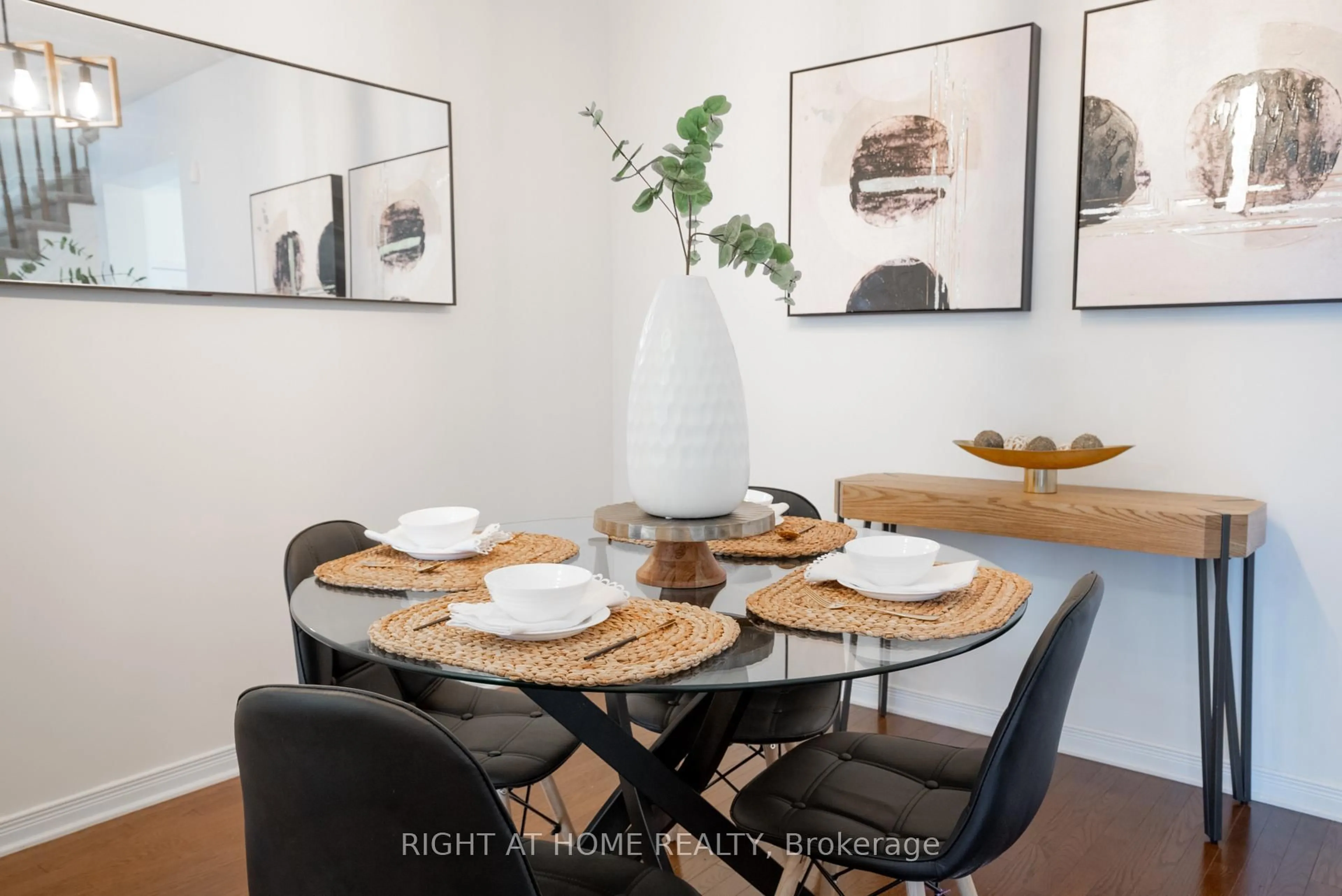 Dining room, unknown for 540 Barrick Hill Rd, Ottawa Ontario K2M 0B4
