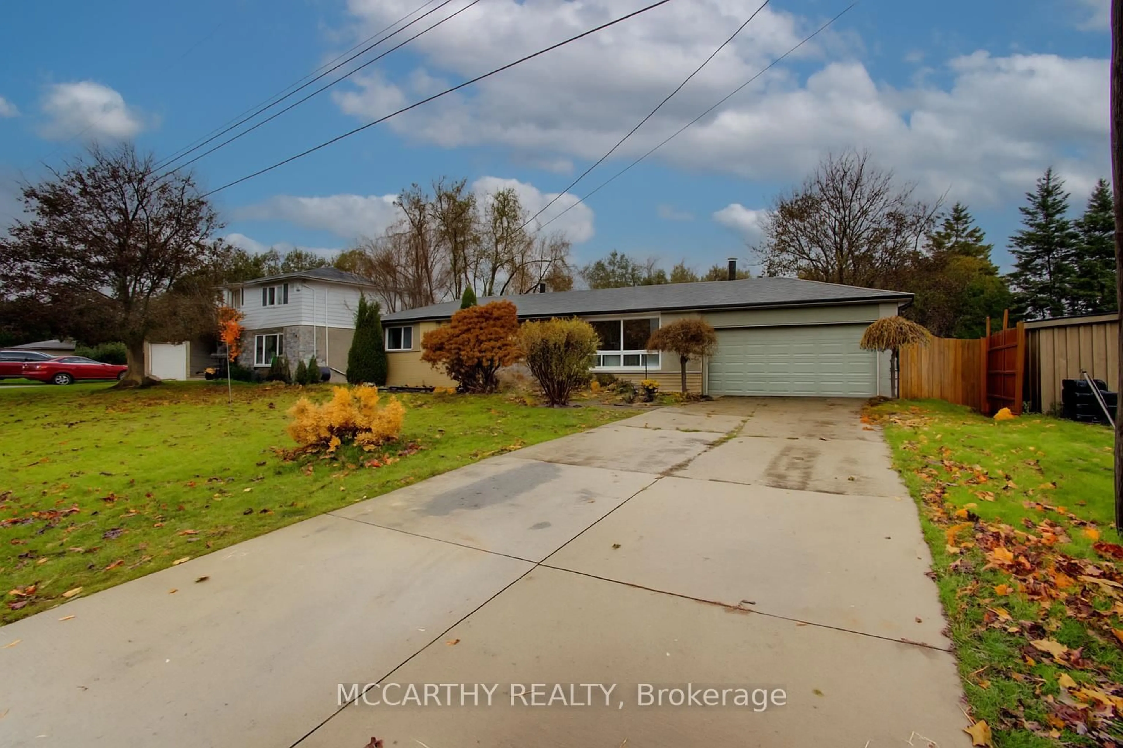 A pic from outside/outdoor area/front of a property/back of a property/a pic from drone, water/lake/river/ocean view for 124 Muriel St, Shelburne Ontario L0N 1S1