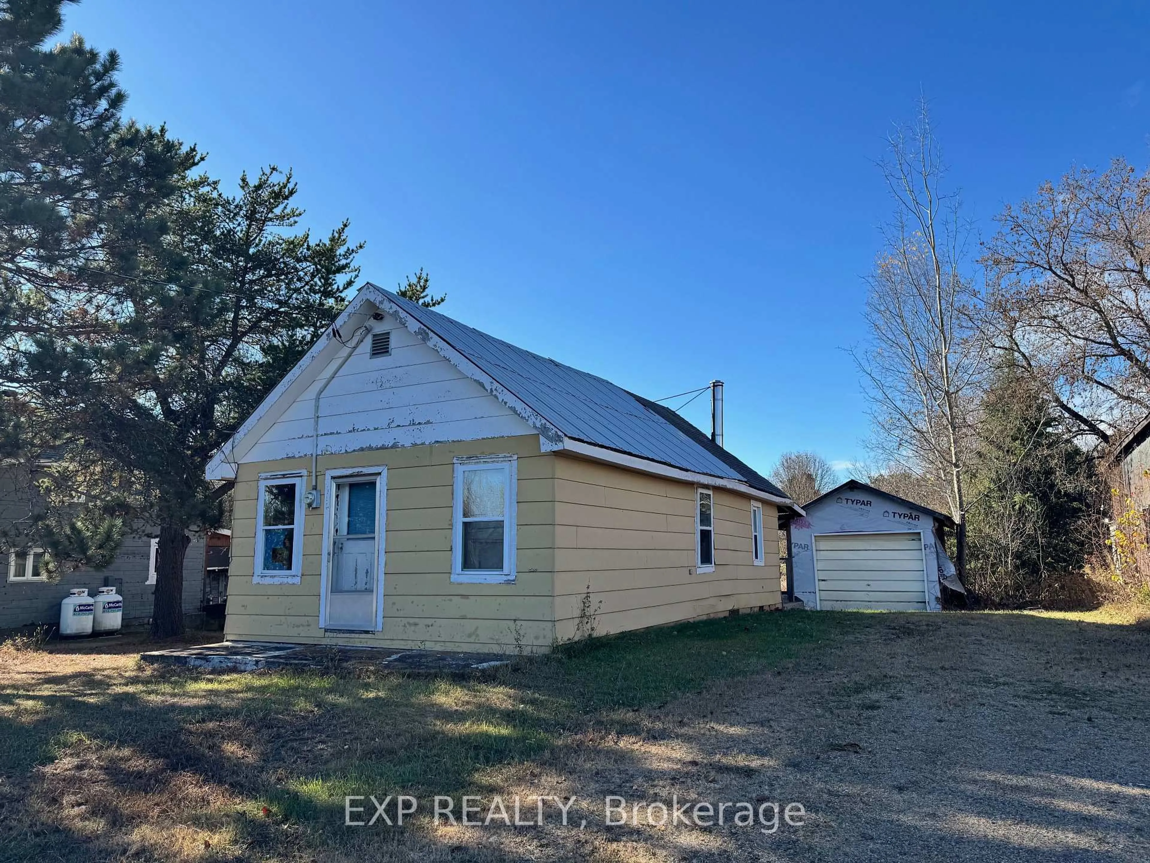 A pic from outside/outdoor area/front of a property/back of a property/a pic from drone, building for 149 Paugh Lake Rd, Barry's Bay Ontario K0J 1B0