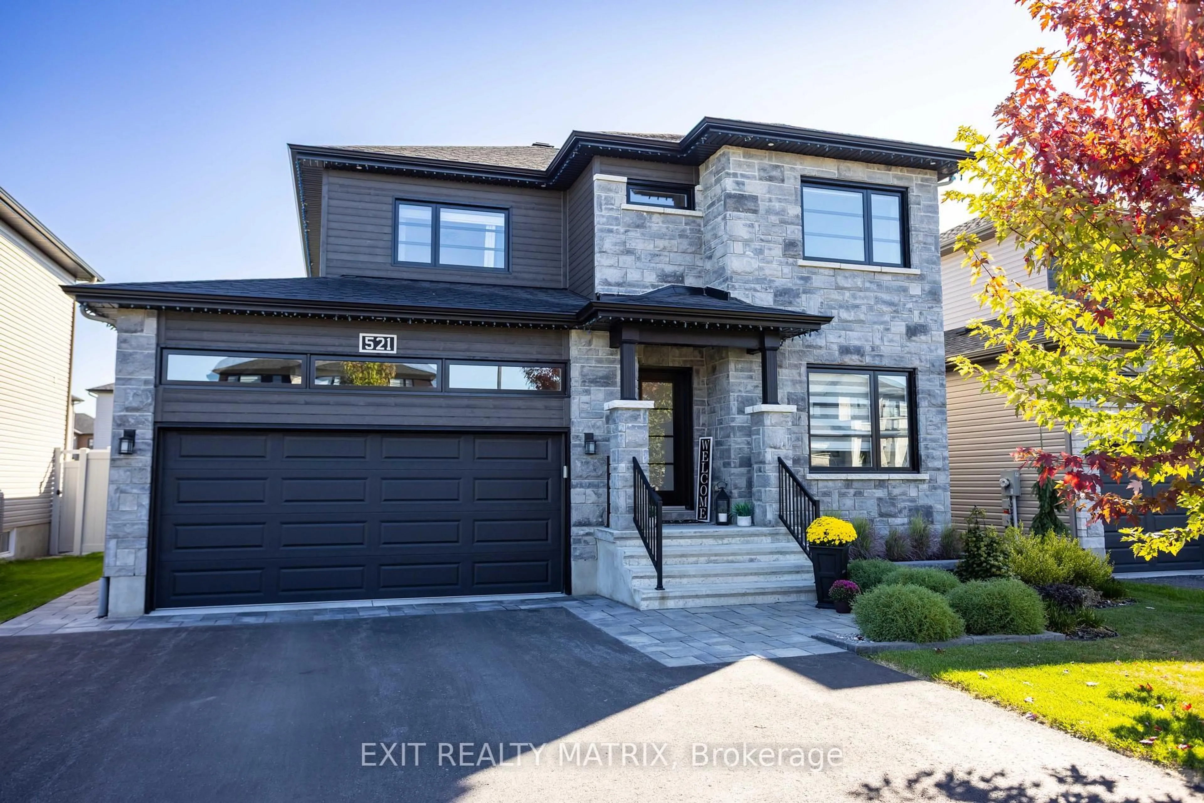 Home with brick exterior material, street for 521 Marseille St, Russell Ontario K0A 1W0