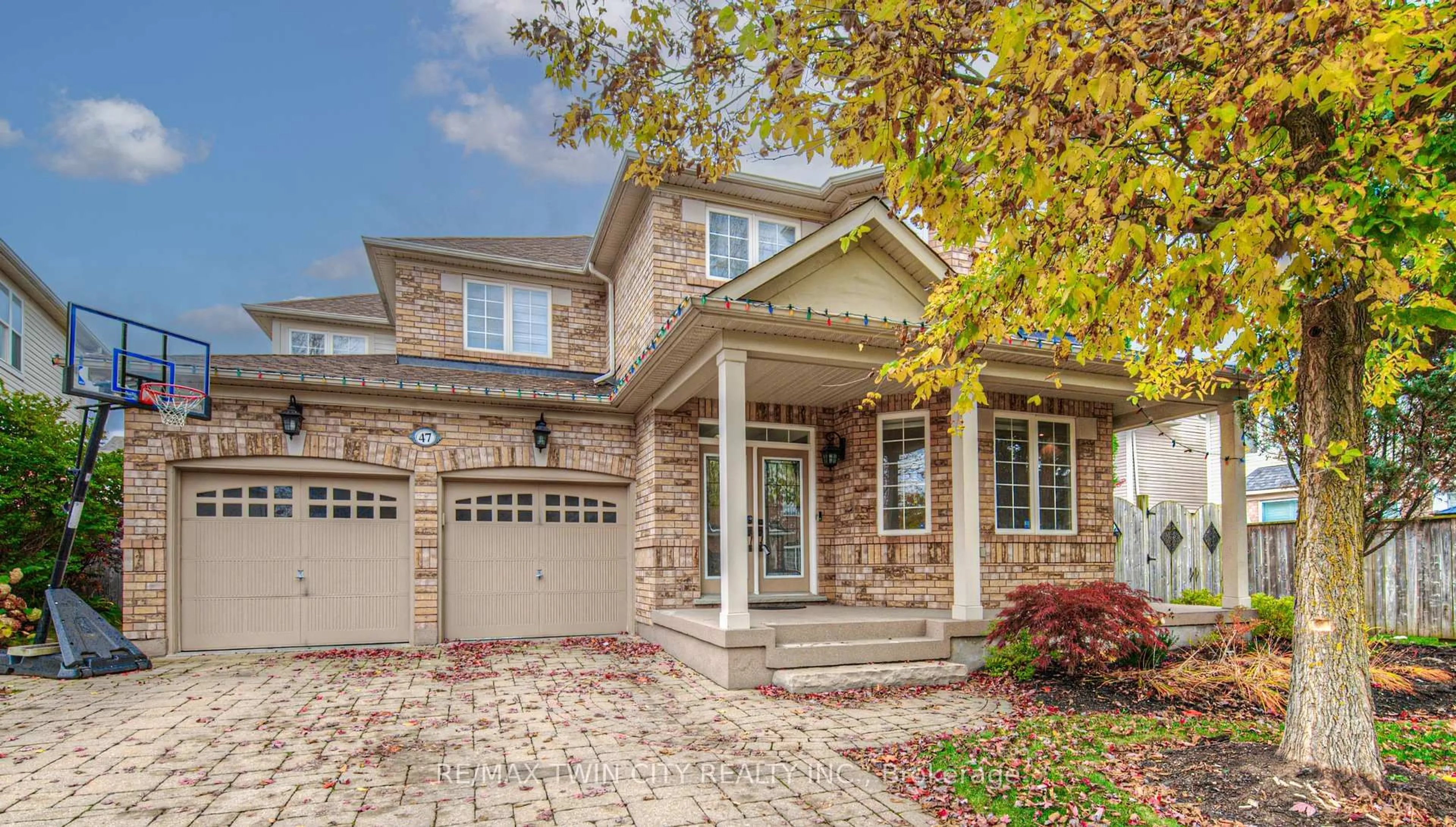 Home with brick exterior material, street for 47 Dellgrove Circ, Cambridge Ontario N1T 2J9