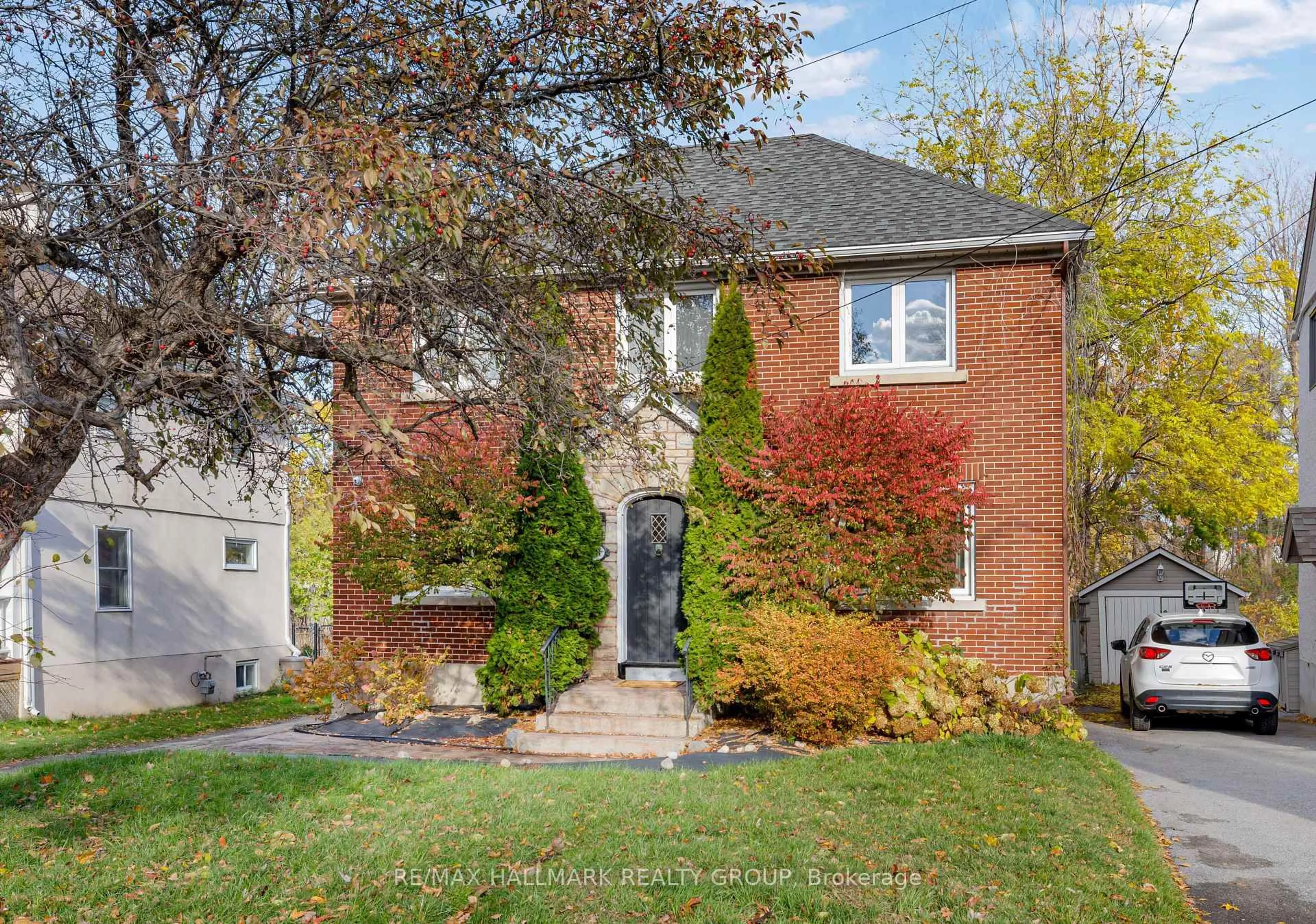 Home with brick exterior material, street for 163 Ruskin St, Ottawa Ontario K1Y 4B9