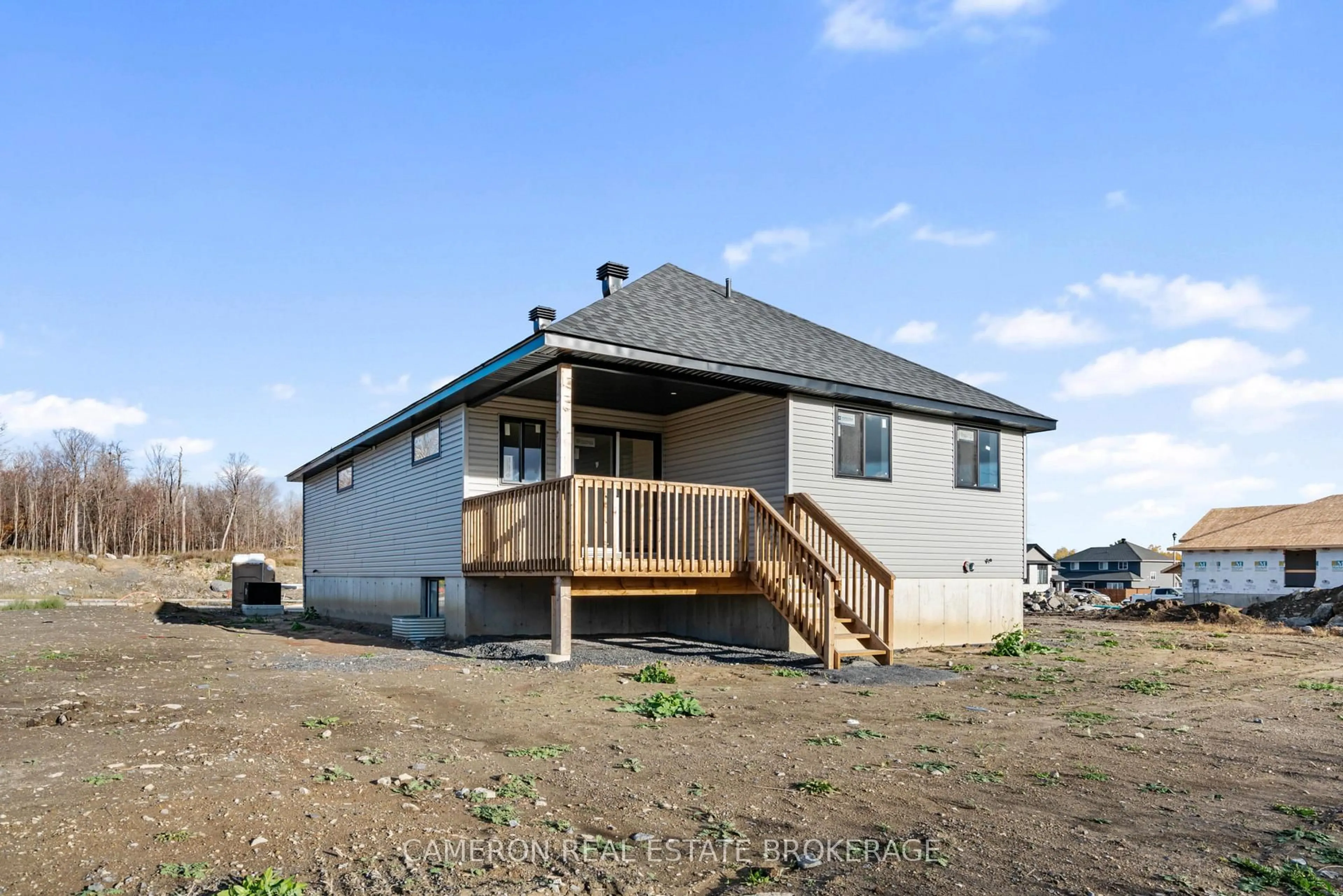 Home with vinyl exterior material, building for 3166 Mauricy St, Cornwall Ontario K6K 0A1