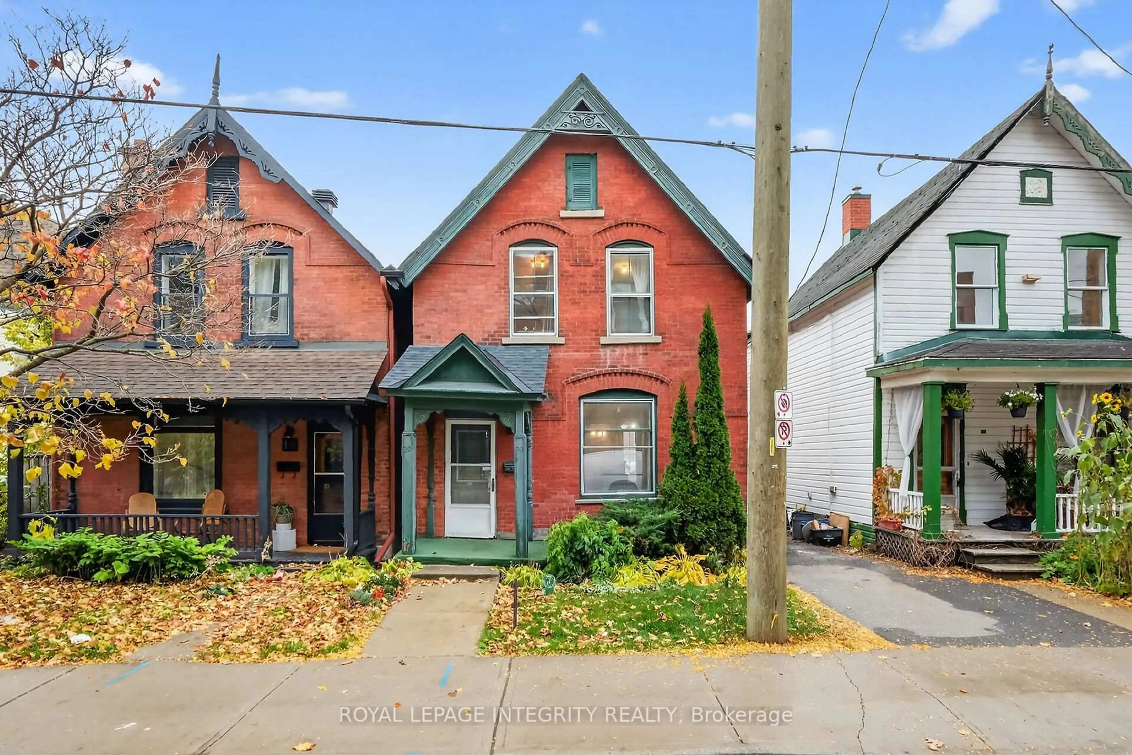 Home with brick exterior material, street for 20 Florence St, Ottawa Ontario K2P 0W7