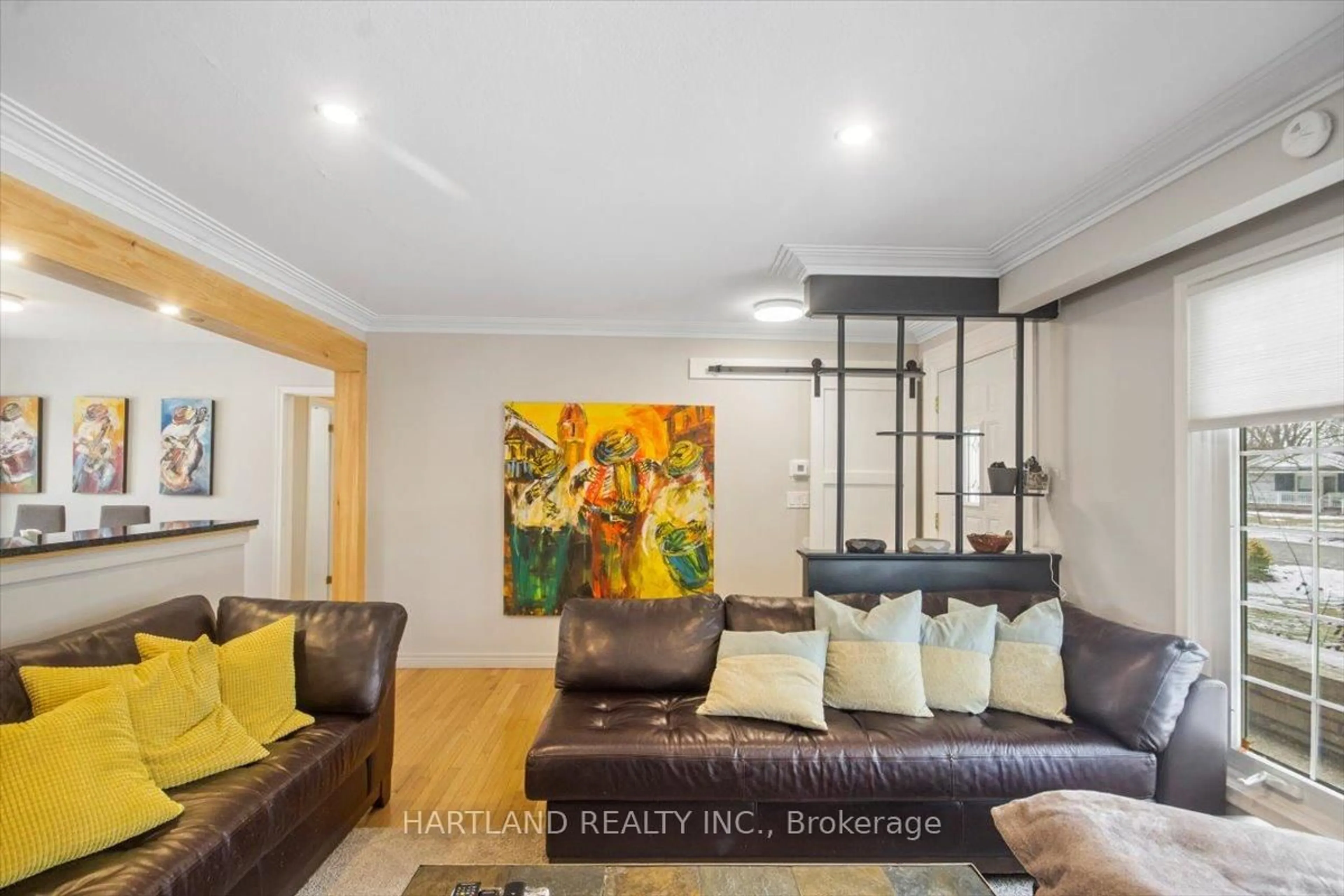 Unknown for 19 KENWORTH Dr, St. Catharines Ontario L2M 4S4