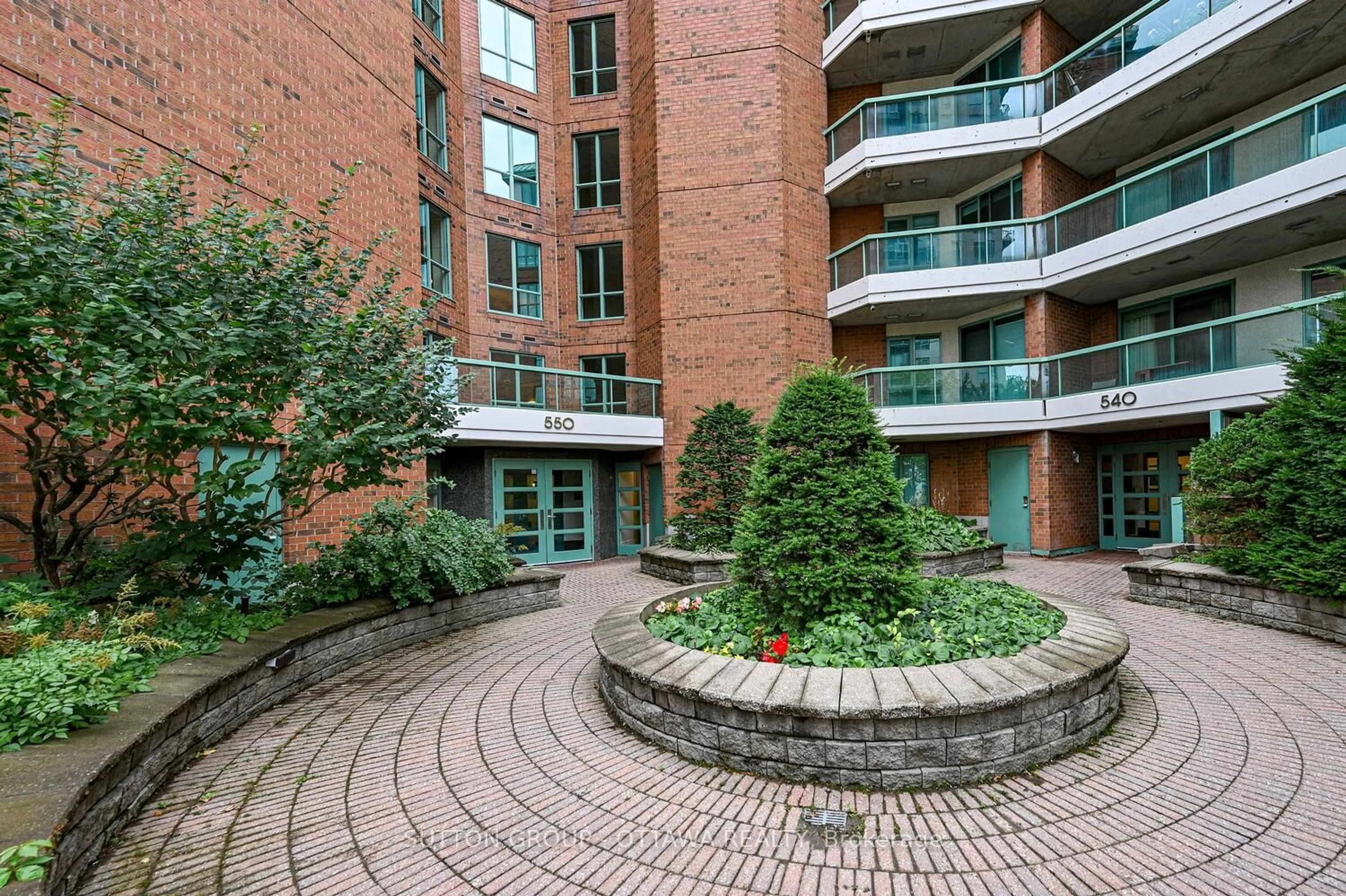 Patio, unknown for 550 Cambridge St #202, Ottawa Ontario K1S 5N3