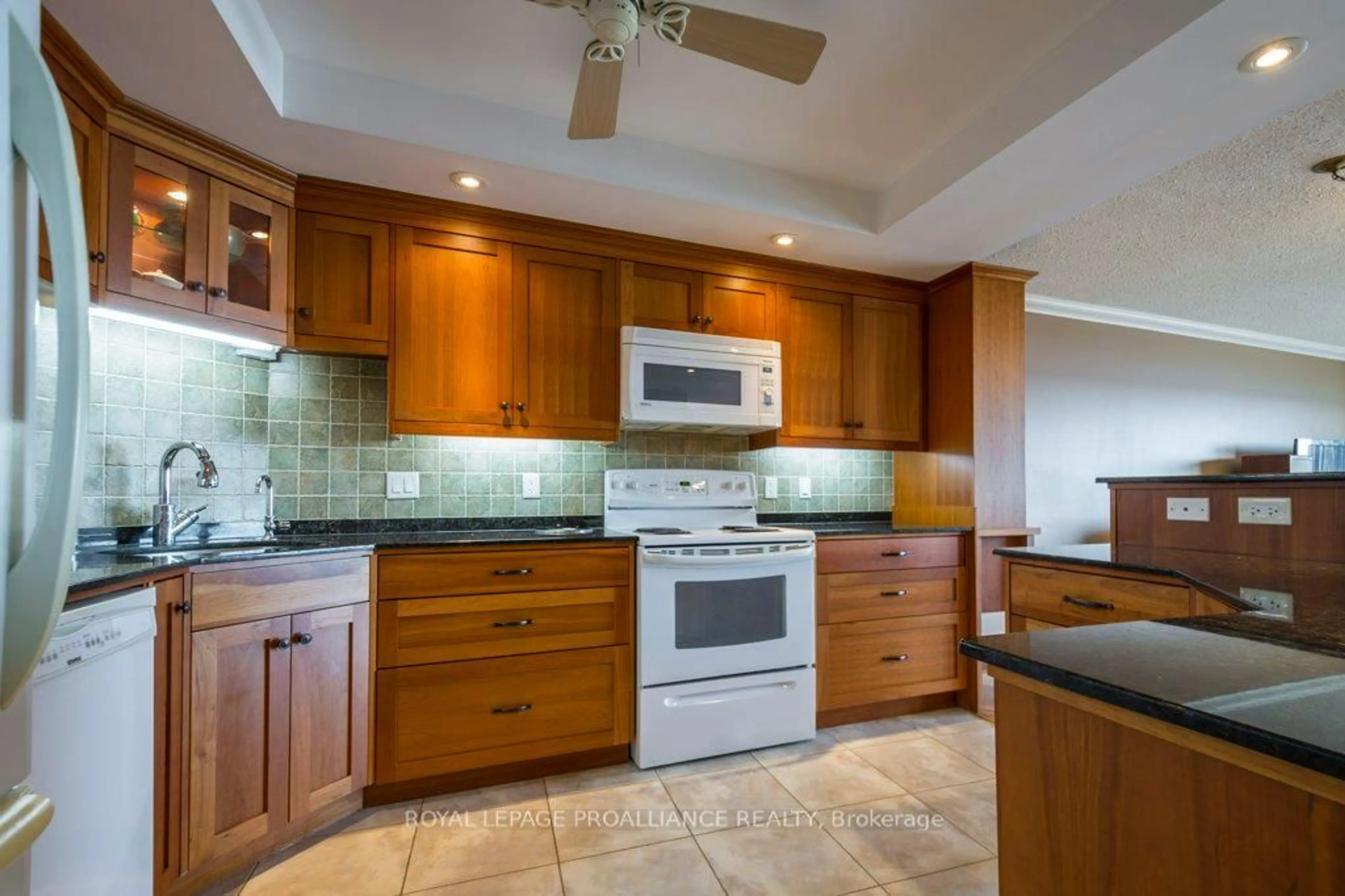 Standard kitchen, ceramic/tile floor for 2 South Front St #402, Belleville Ontario K8N 5K7