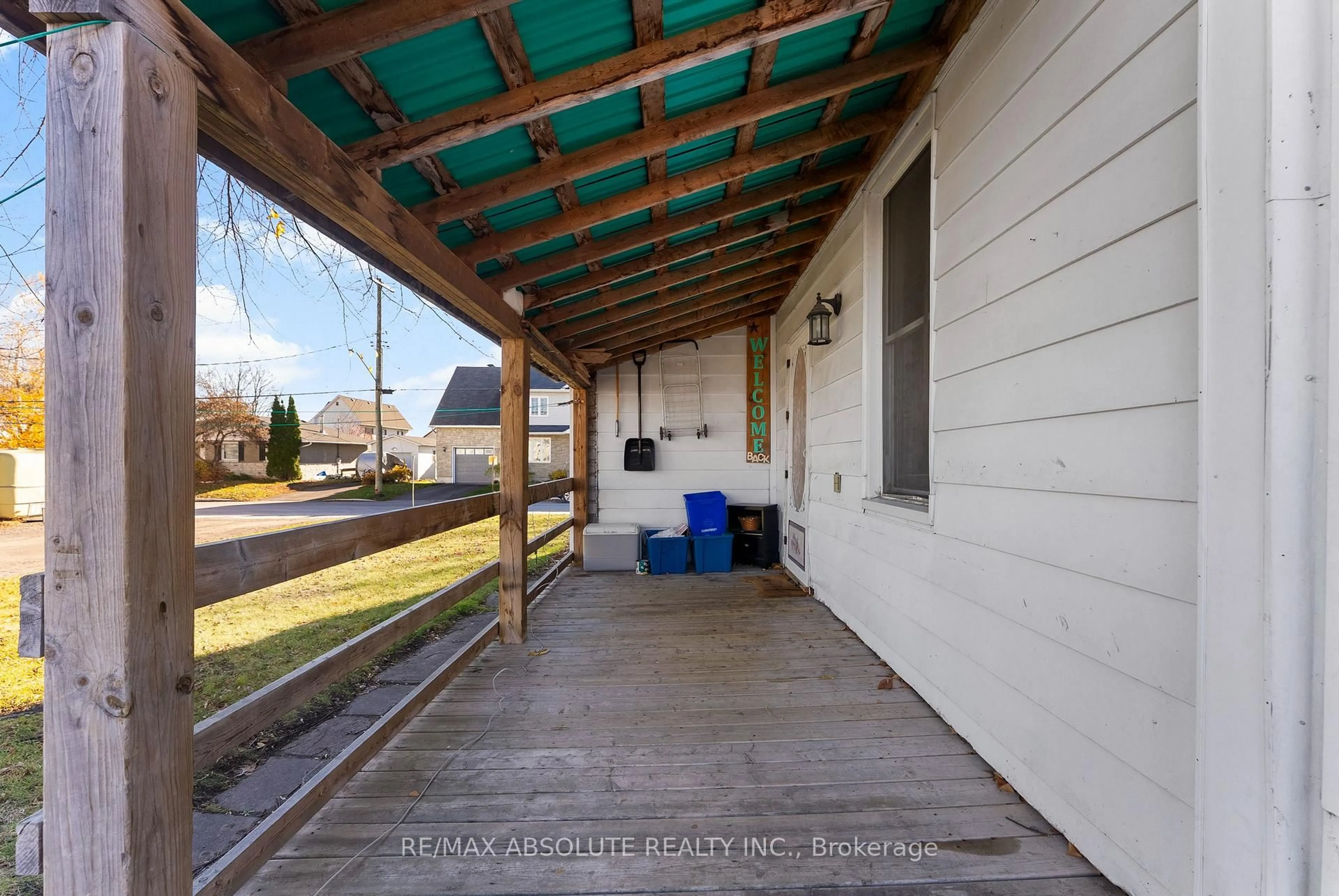 Patio, street for 27 MacDonald St, Arnprior Ontario K7S 2W4