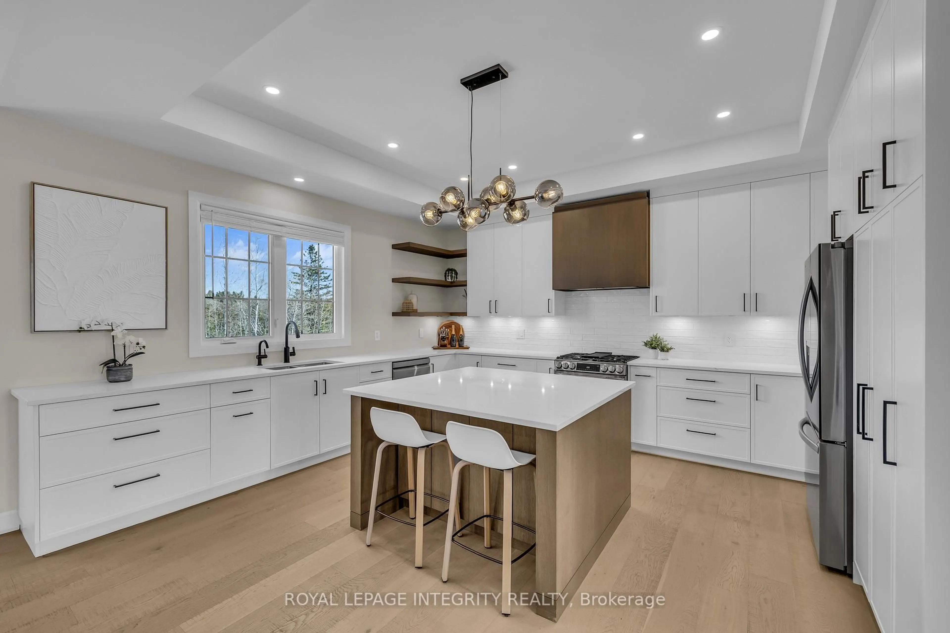 Open concept kitchen, ceramic/tile floor for 106 Maplestone Dr, North Grenville Ontario K0G 1J0