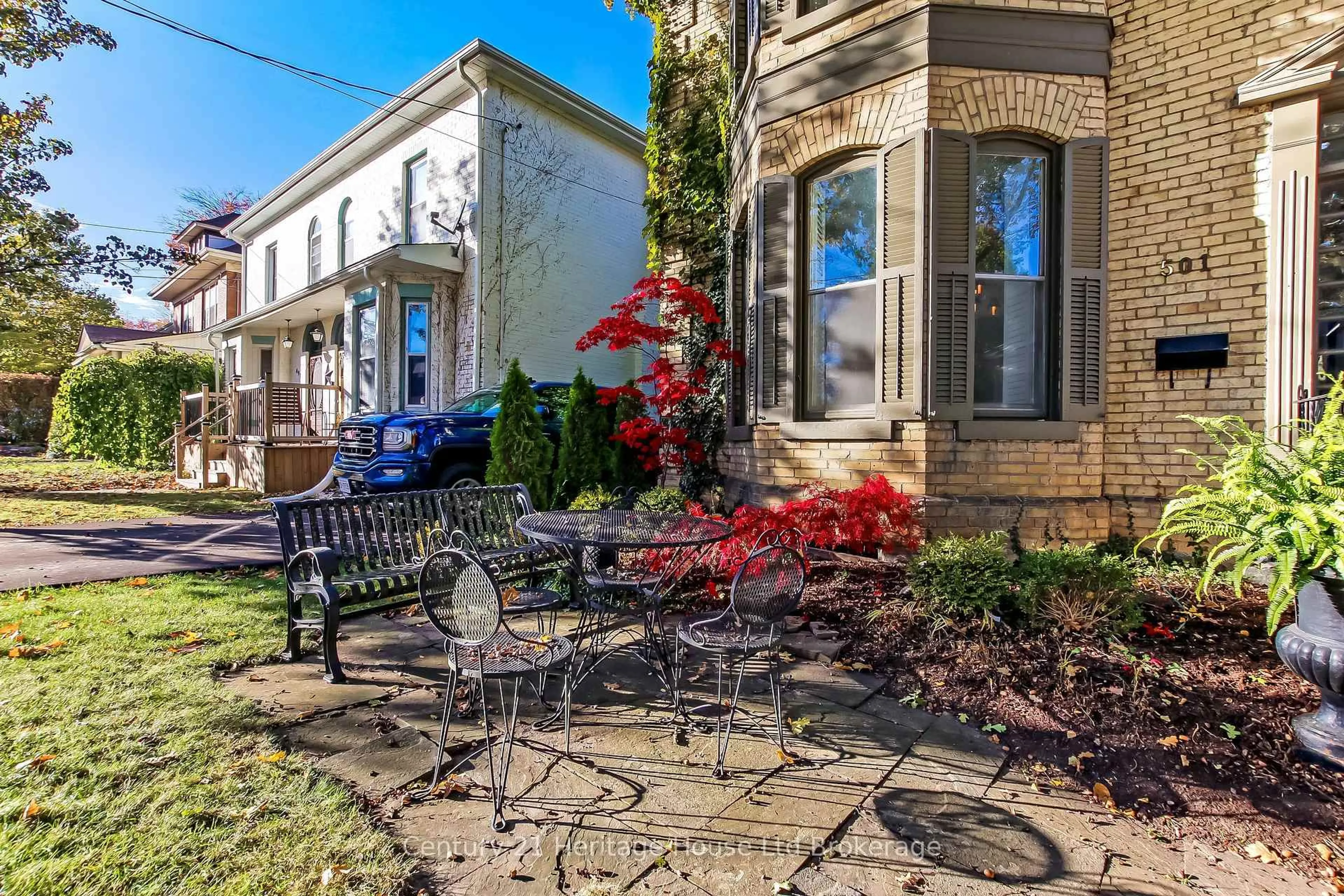 Patio, street for 501 George St, Woodstock Ontario N4S 4J3