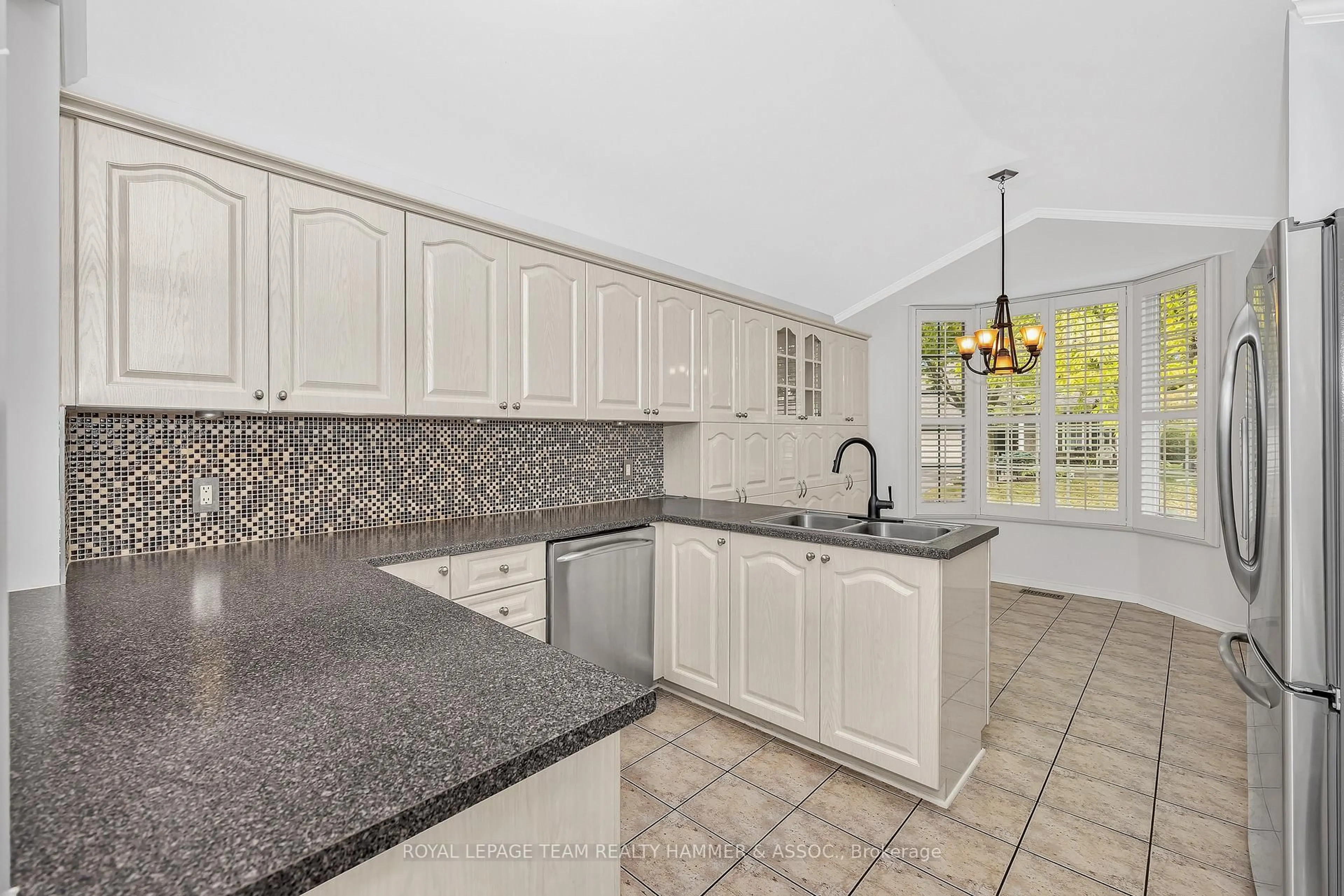 Open concept kitchen, ceramic/tile floor for 43 Settler's Ridge Way, Ottawa Ontario K2J 4V2