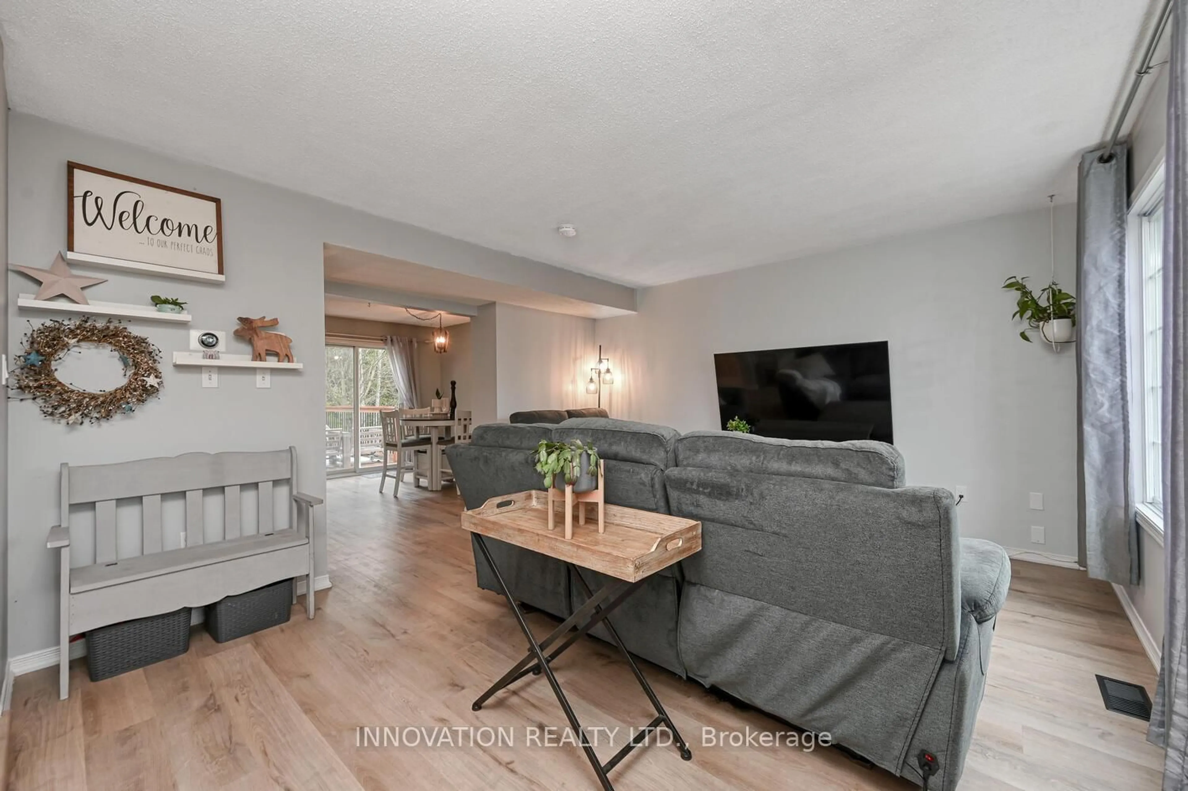 Living room with furniture, unknown for 225 Charlotte St, Merrickville-Wolford Ontario K0G 1N0