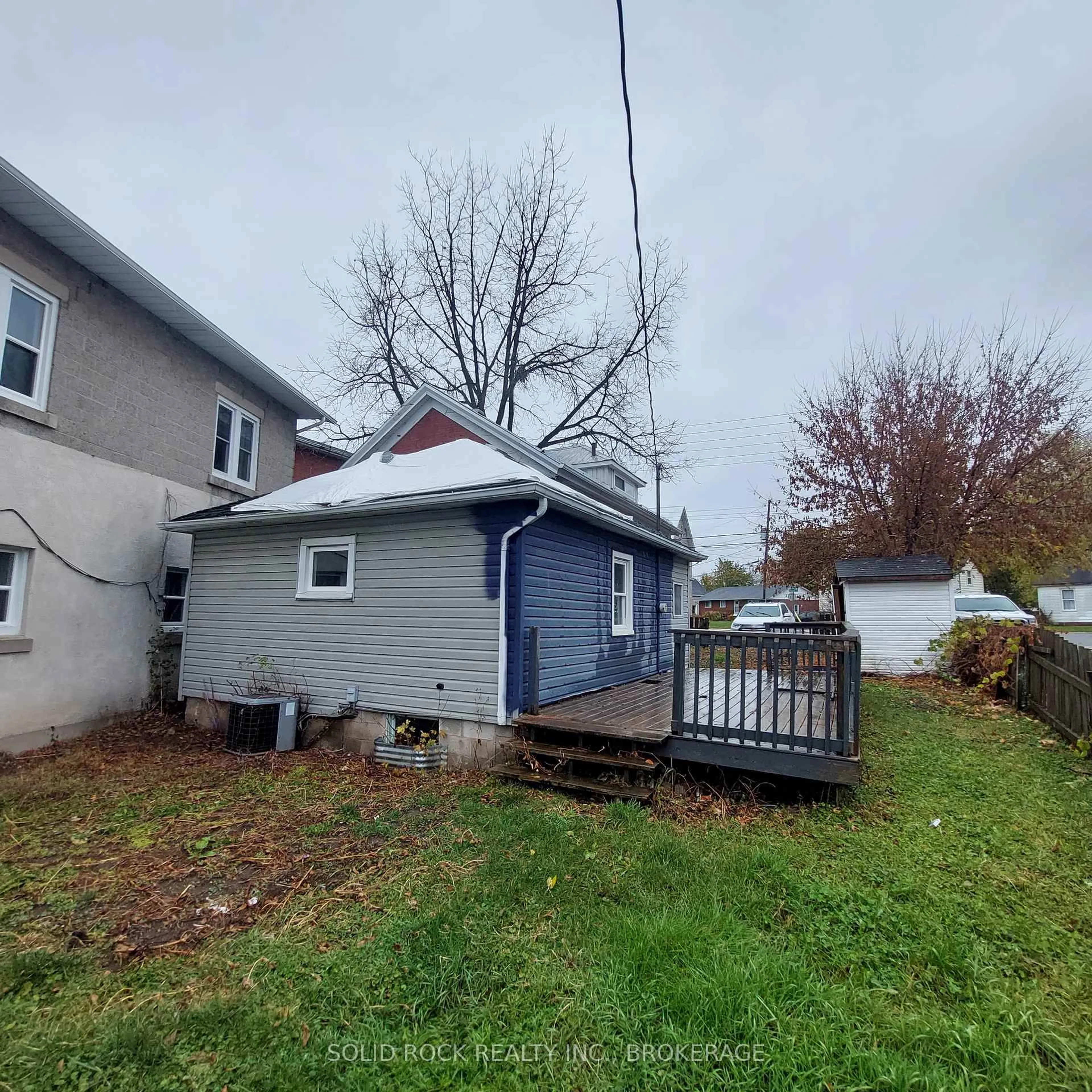Shed for 8 Montague St, Smiths Falls Ontario K7A 2M1