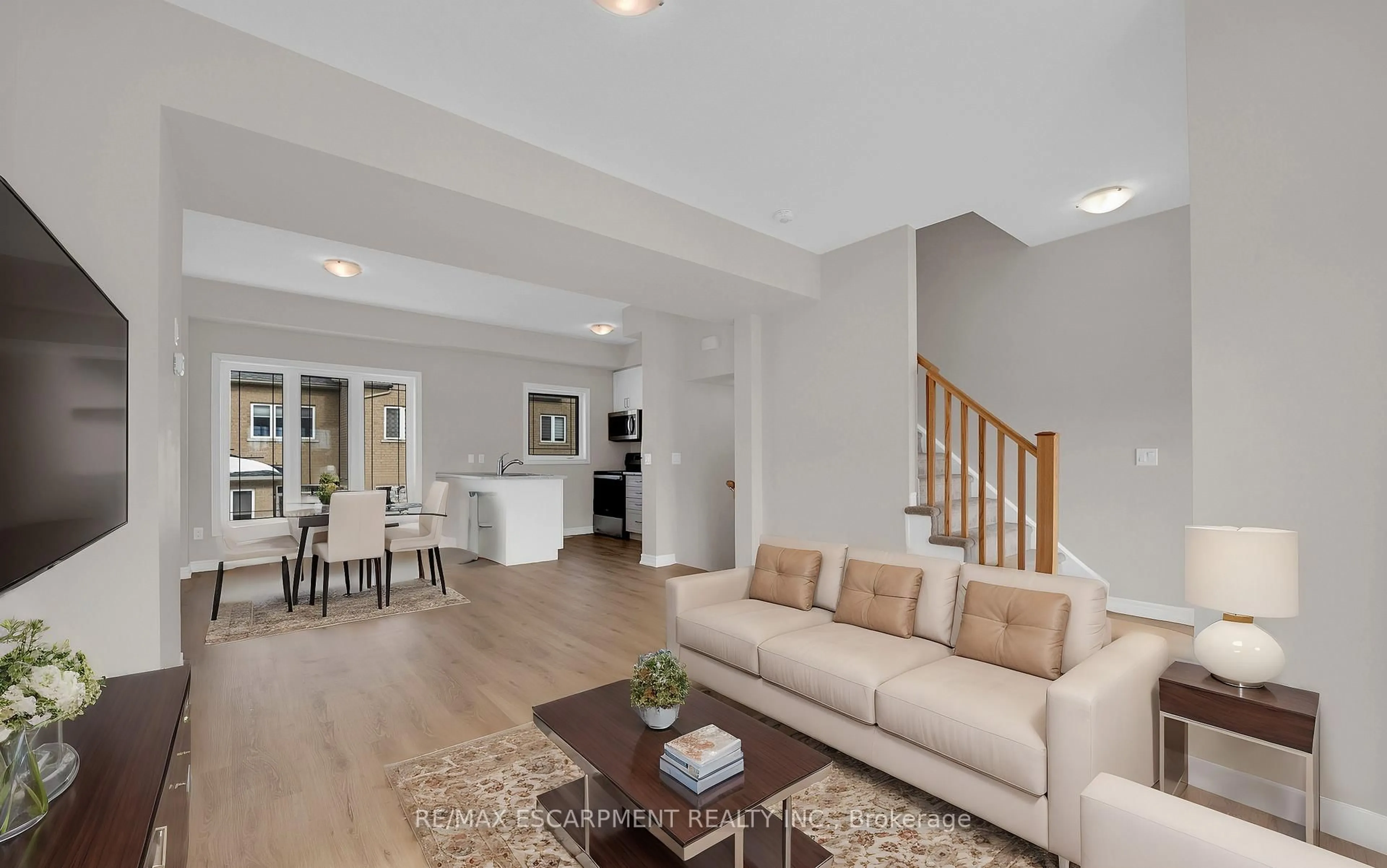 Living room with furniture, unknown for 19 Picardy Dr #6, Hamilton Ontario L8J 0M7