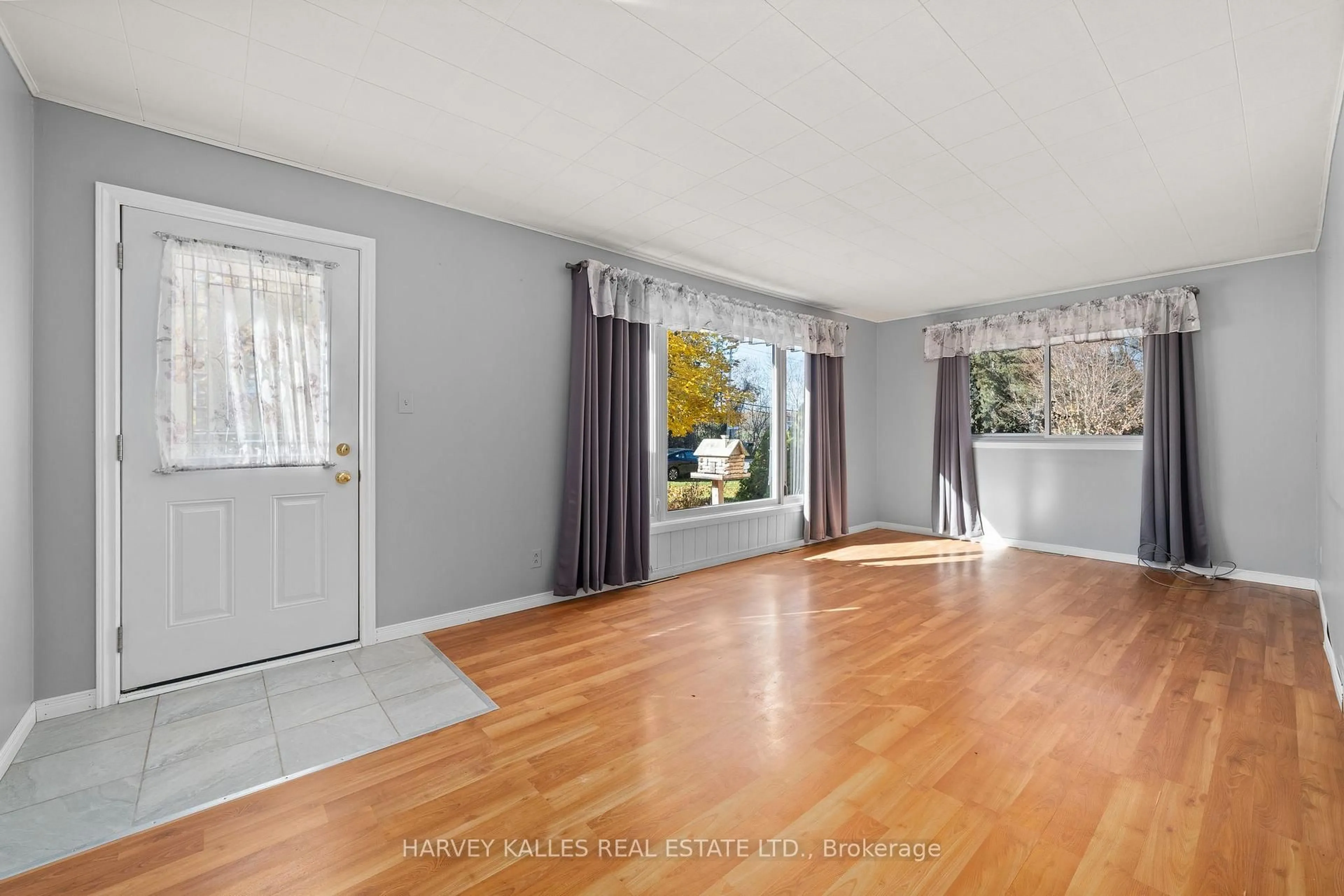 Unknown for 1075 County Rd 10 Rd, Prince Edward County Ontario K0K 2T0