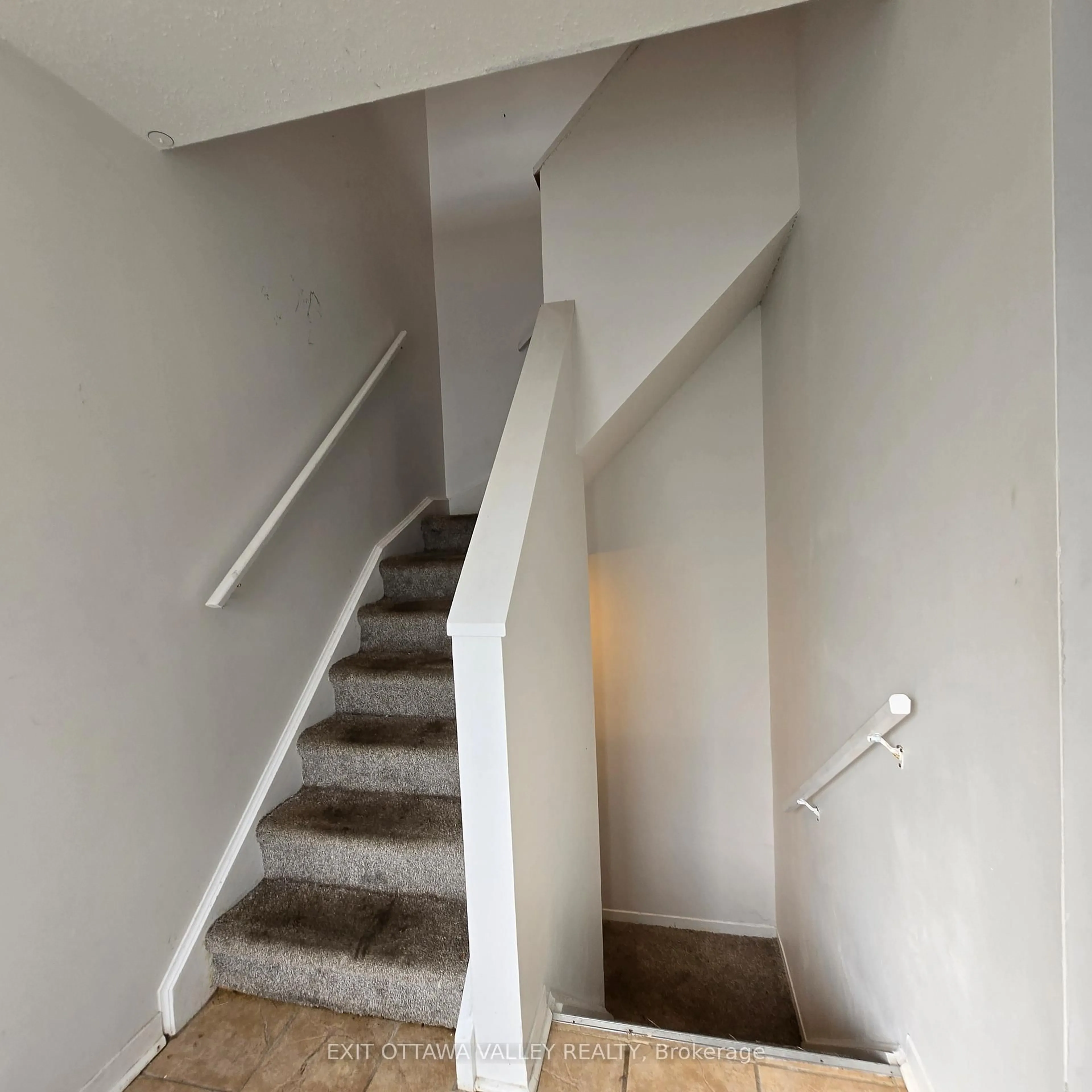 Stairs for 10 Charles St #3, Arnprior Ontario K7S 1A7