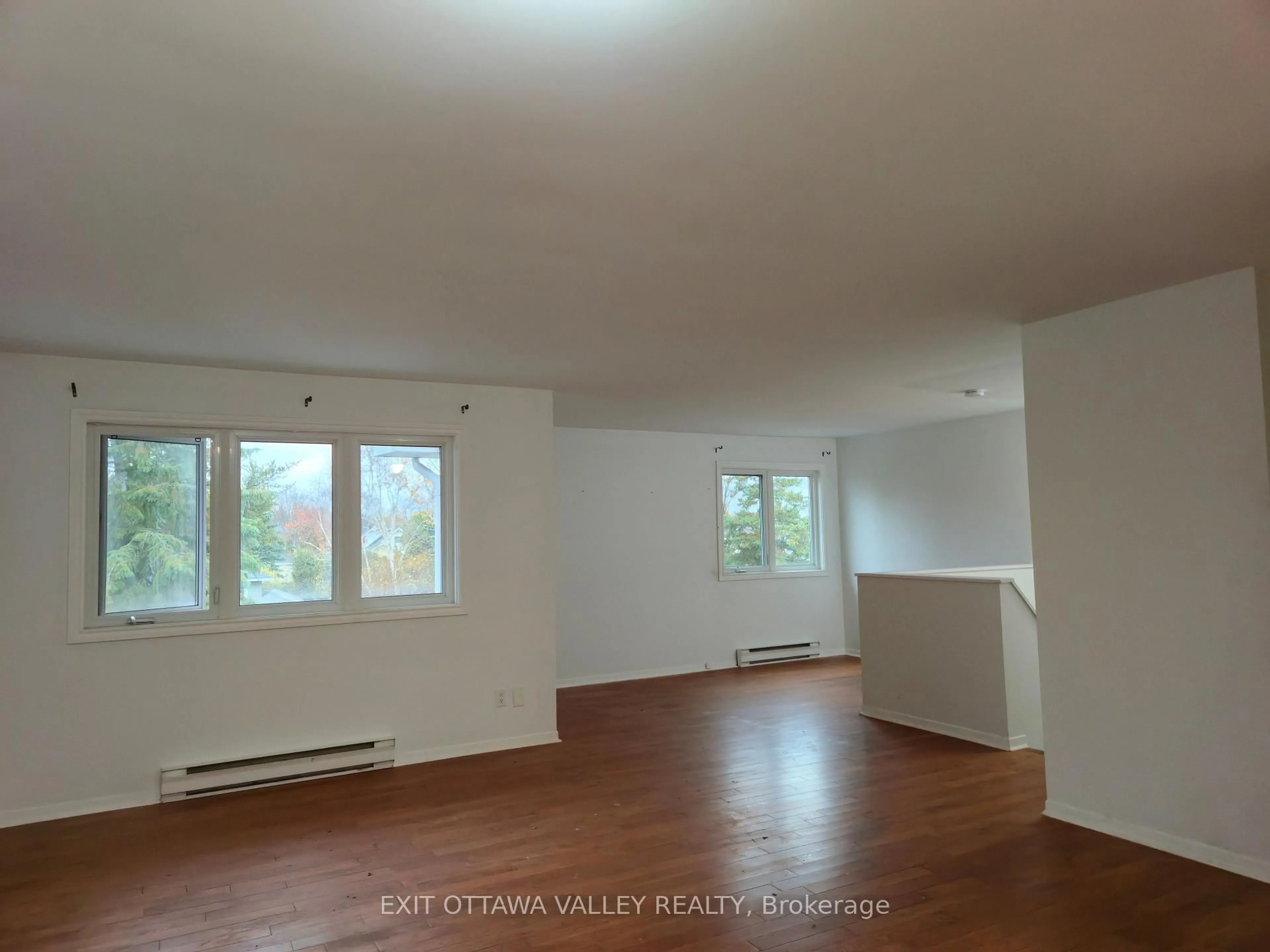 A pic of a room for 10 Charles St #3, Arnprior Ontario K7S 1A7