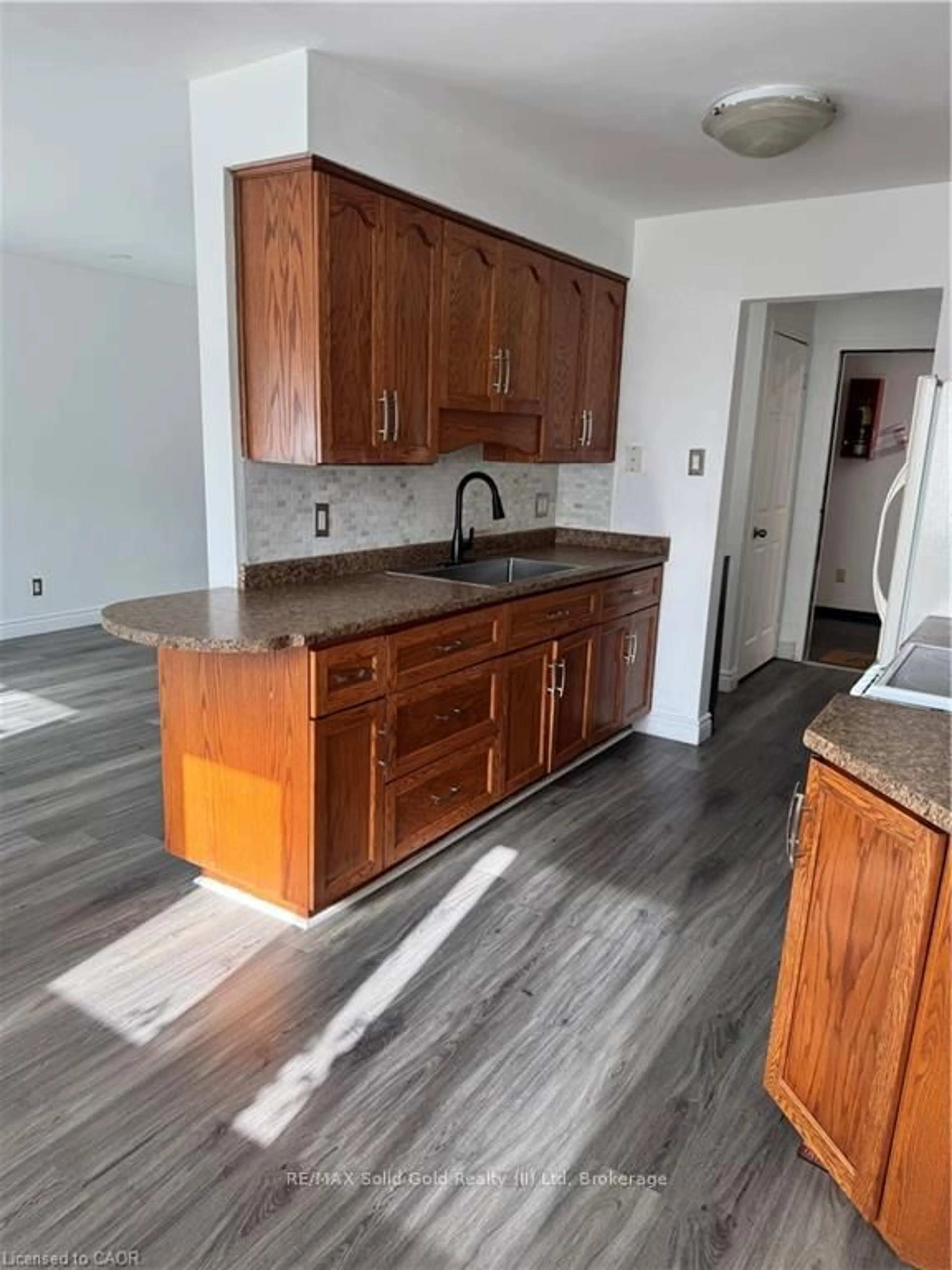 Open concept kitchen, unknown for 300 Traynor Ave #4, Kitchener Ontario N2C 2J1