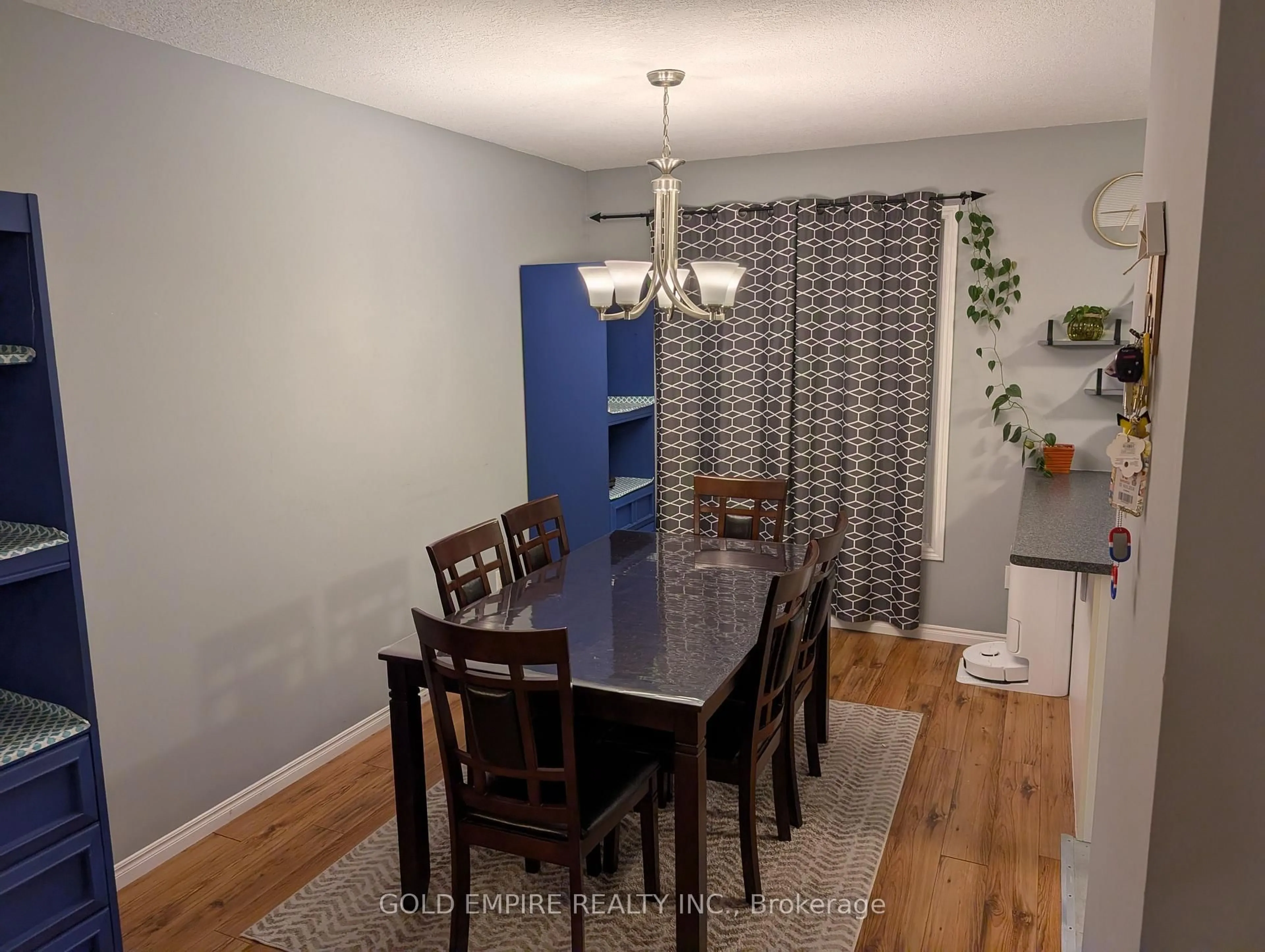 Dining room, wood/laminate floor for 925 LAWSON Rd #40, London North Ontario N6G 4X3